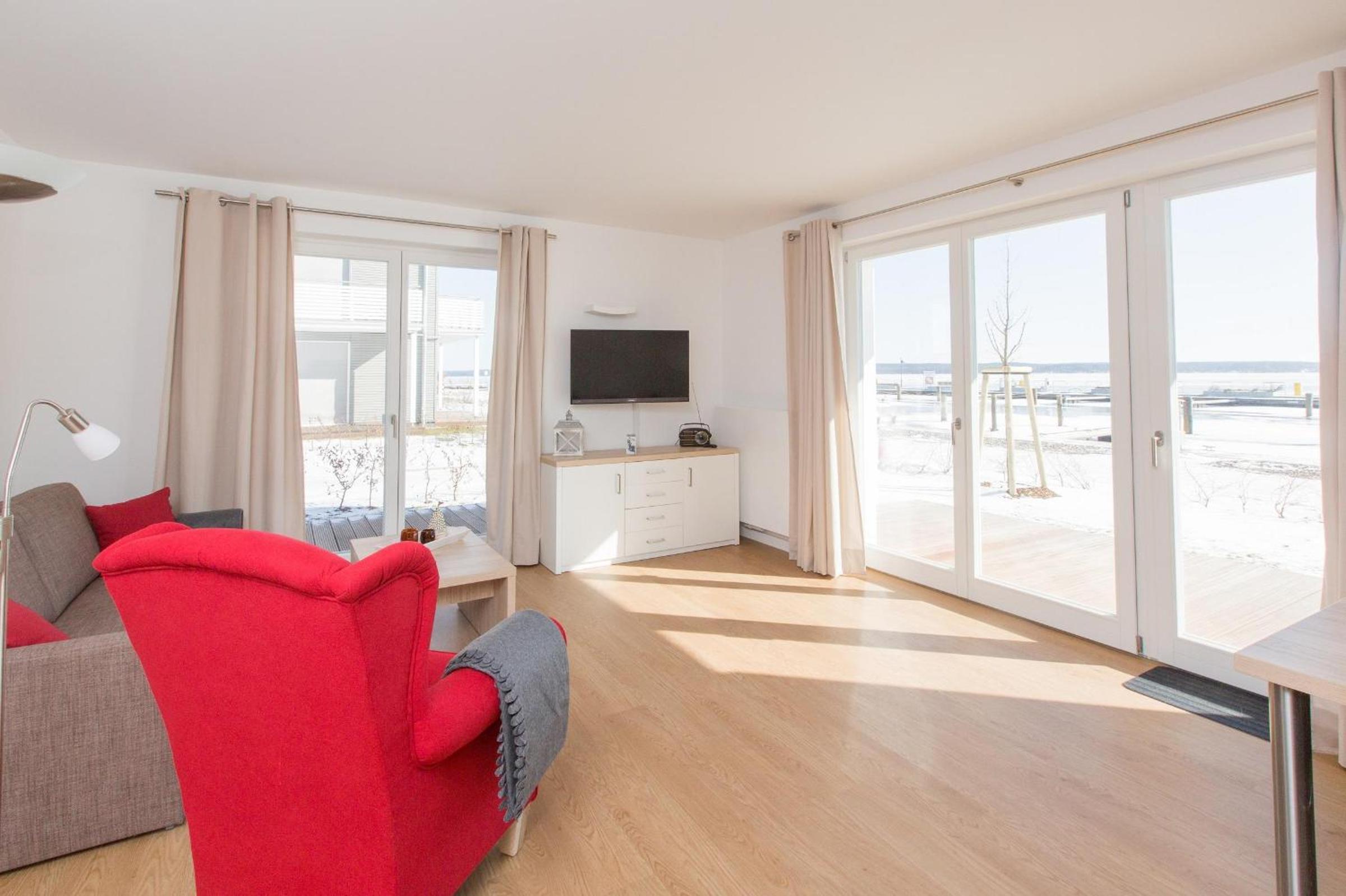 Apartment with Lake View photo 1