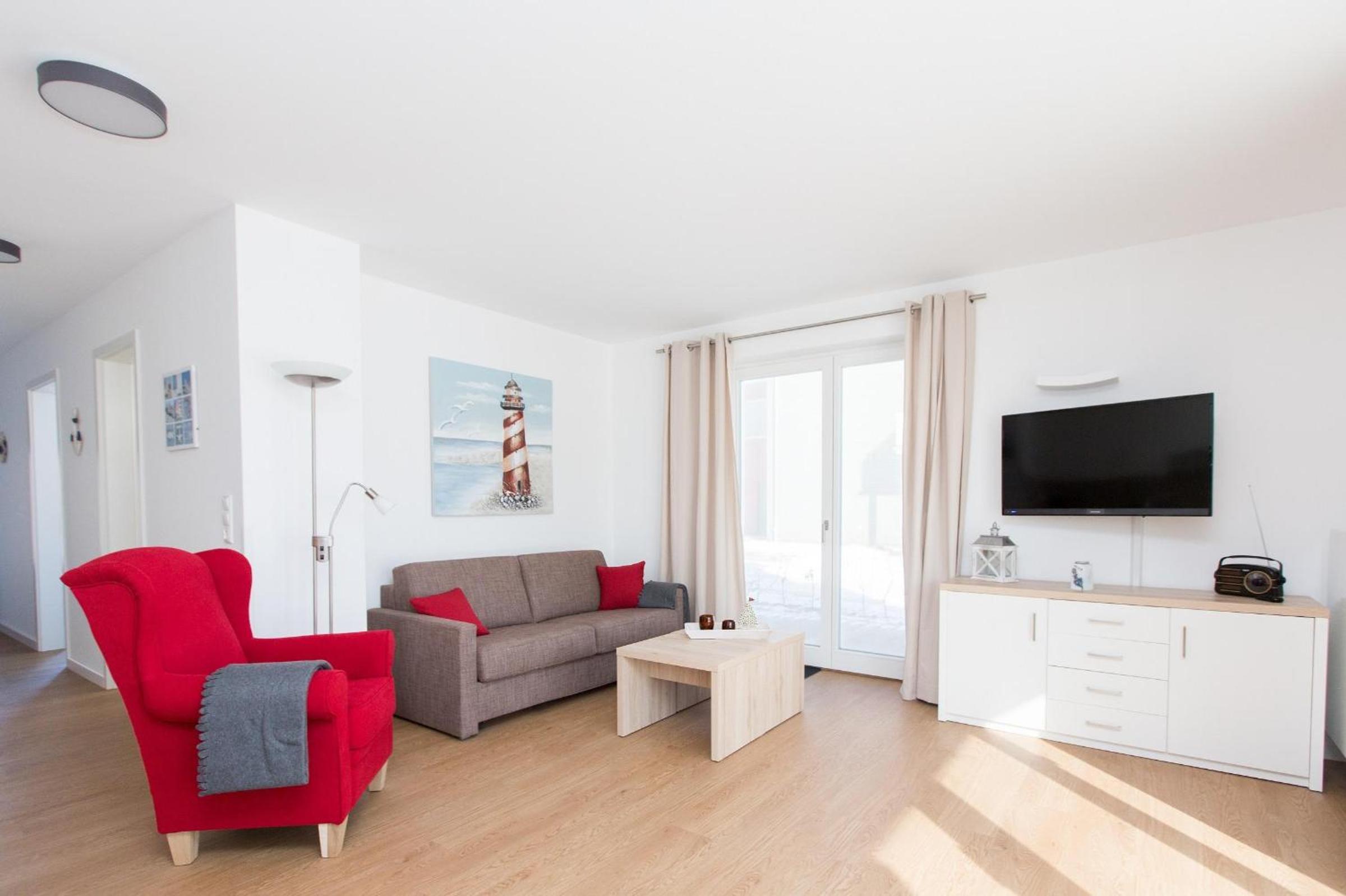 Apartment with Lake View photo 2