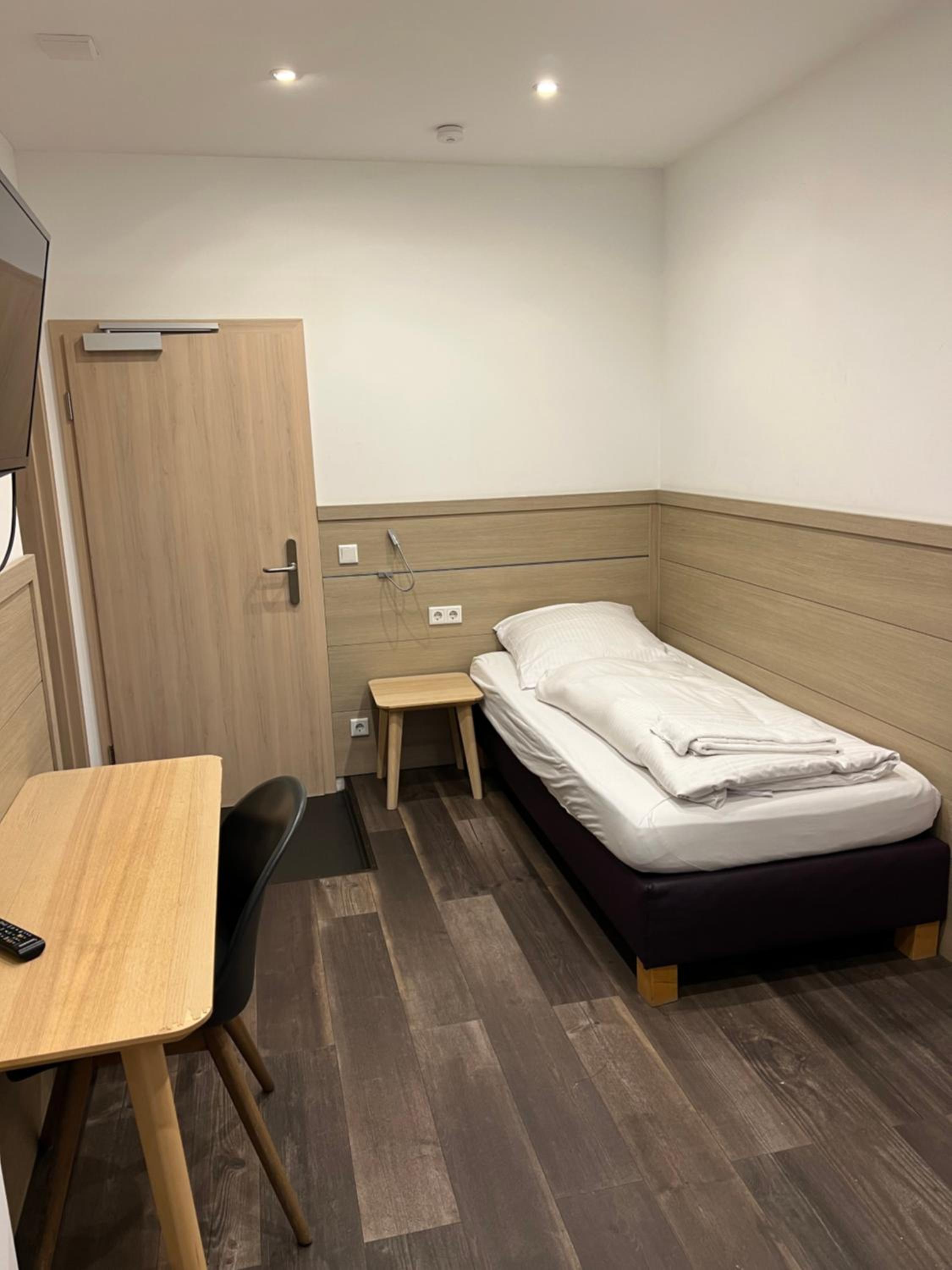 Single Room with Shower photo 1