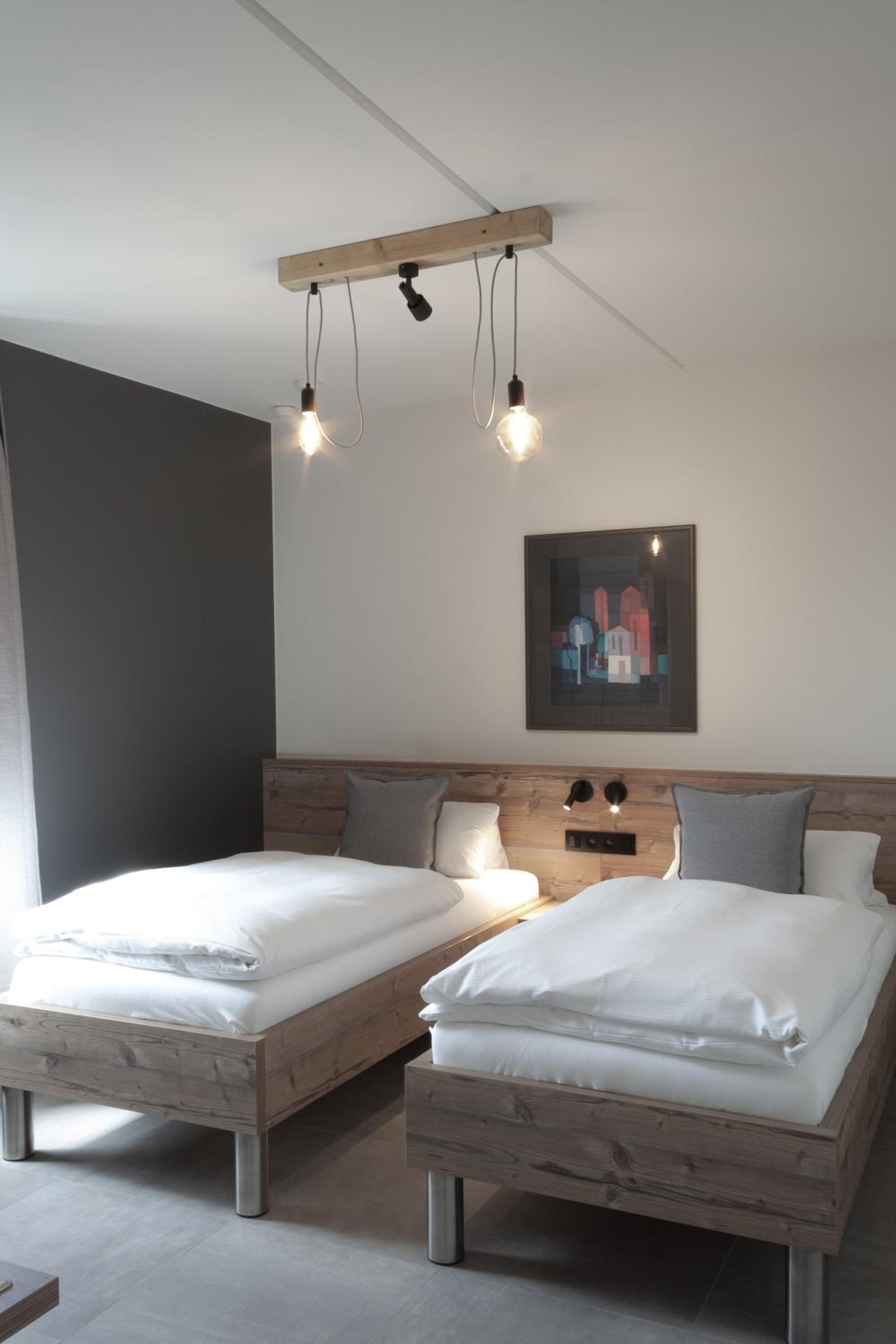 Twin Room - Disability Access photo 1