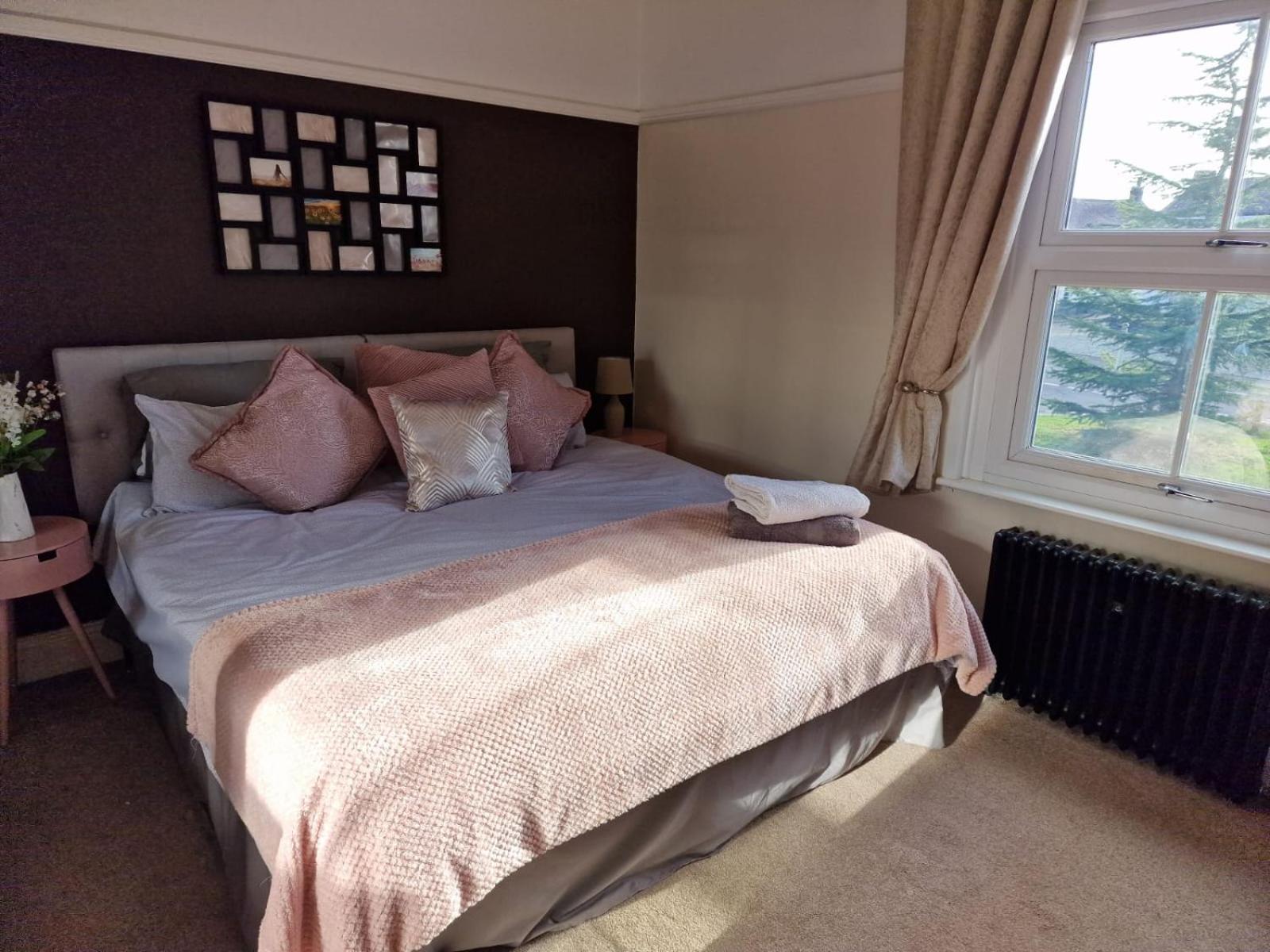 Two-Bedroom House photo 1