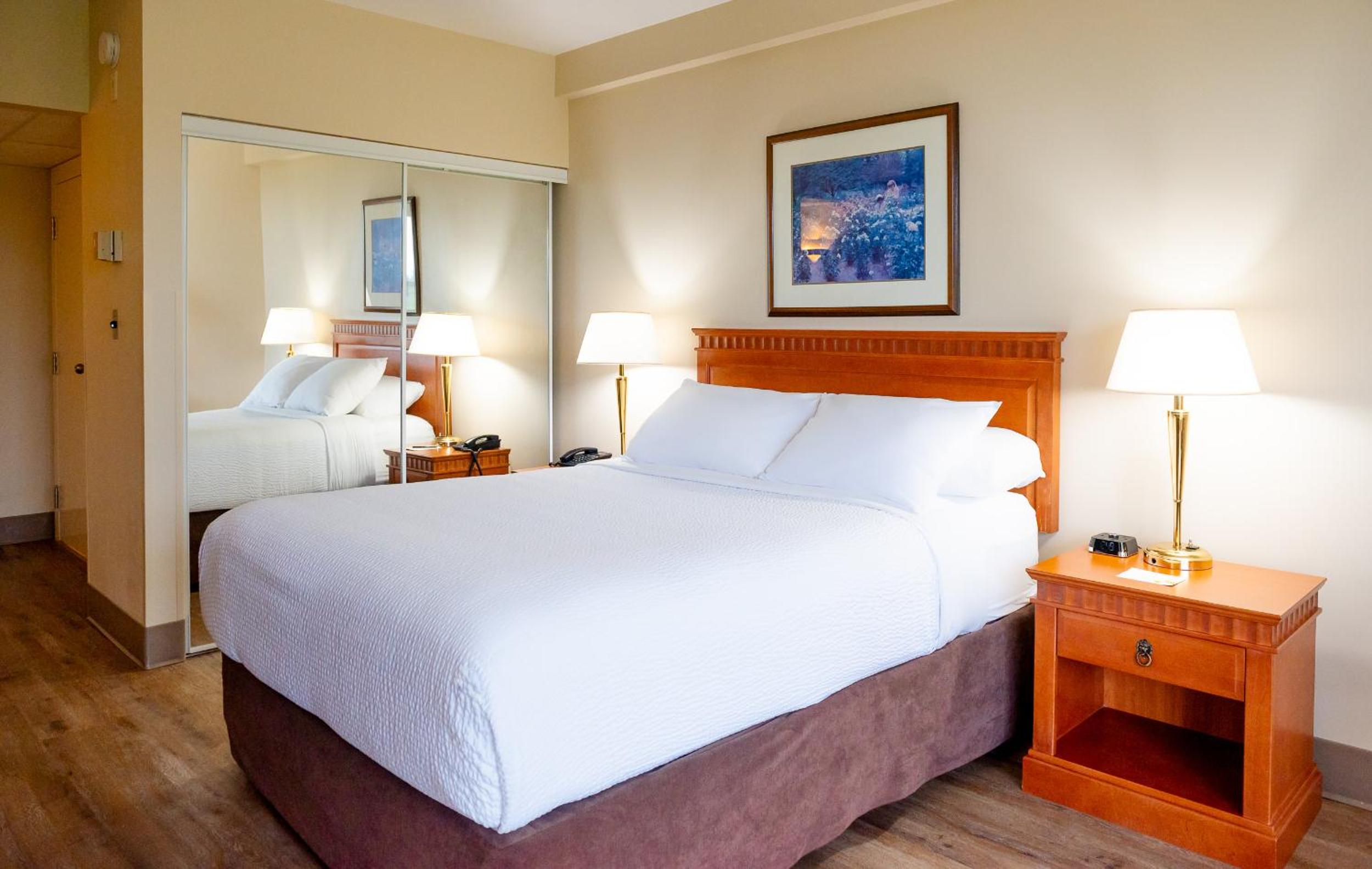 Standard Queen Room - Photo 4