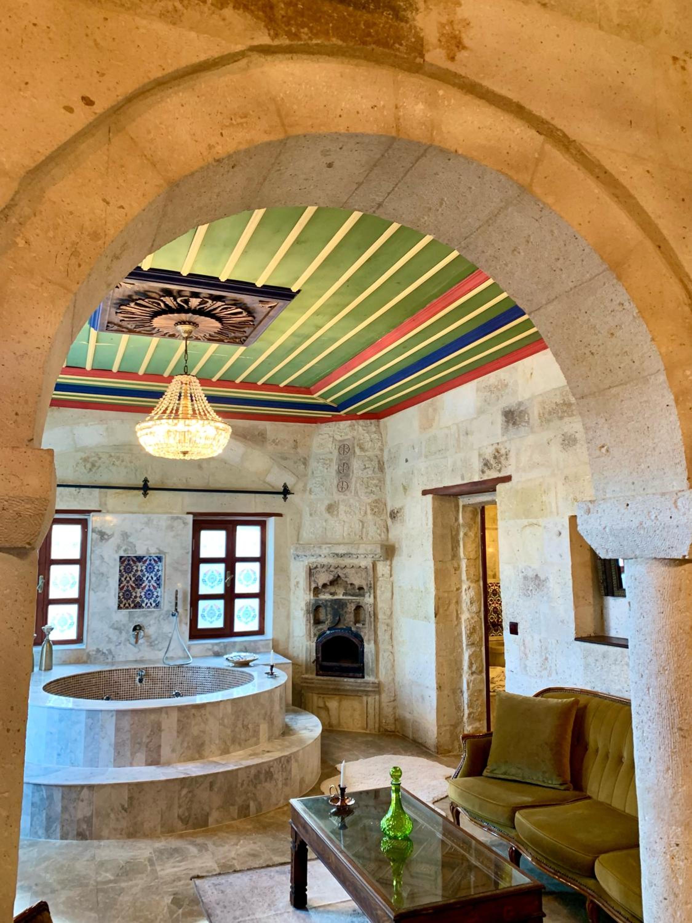 Queen Room with Garden View - Photo 3