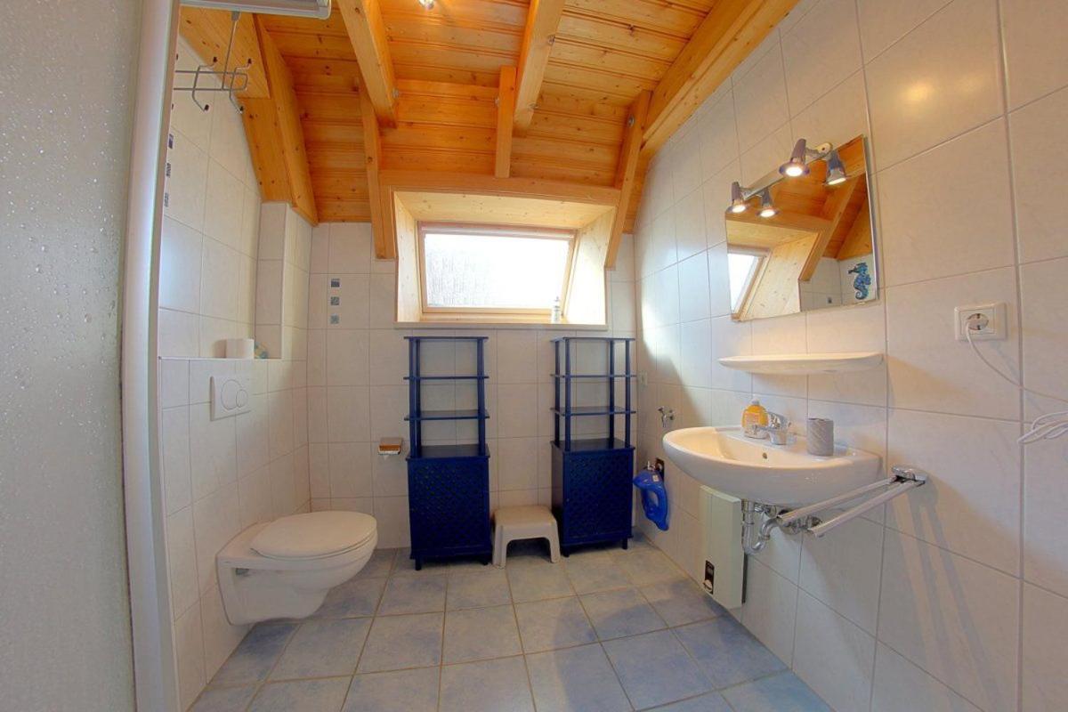 Two-Bedroom House photo 2