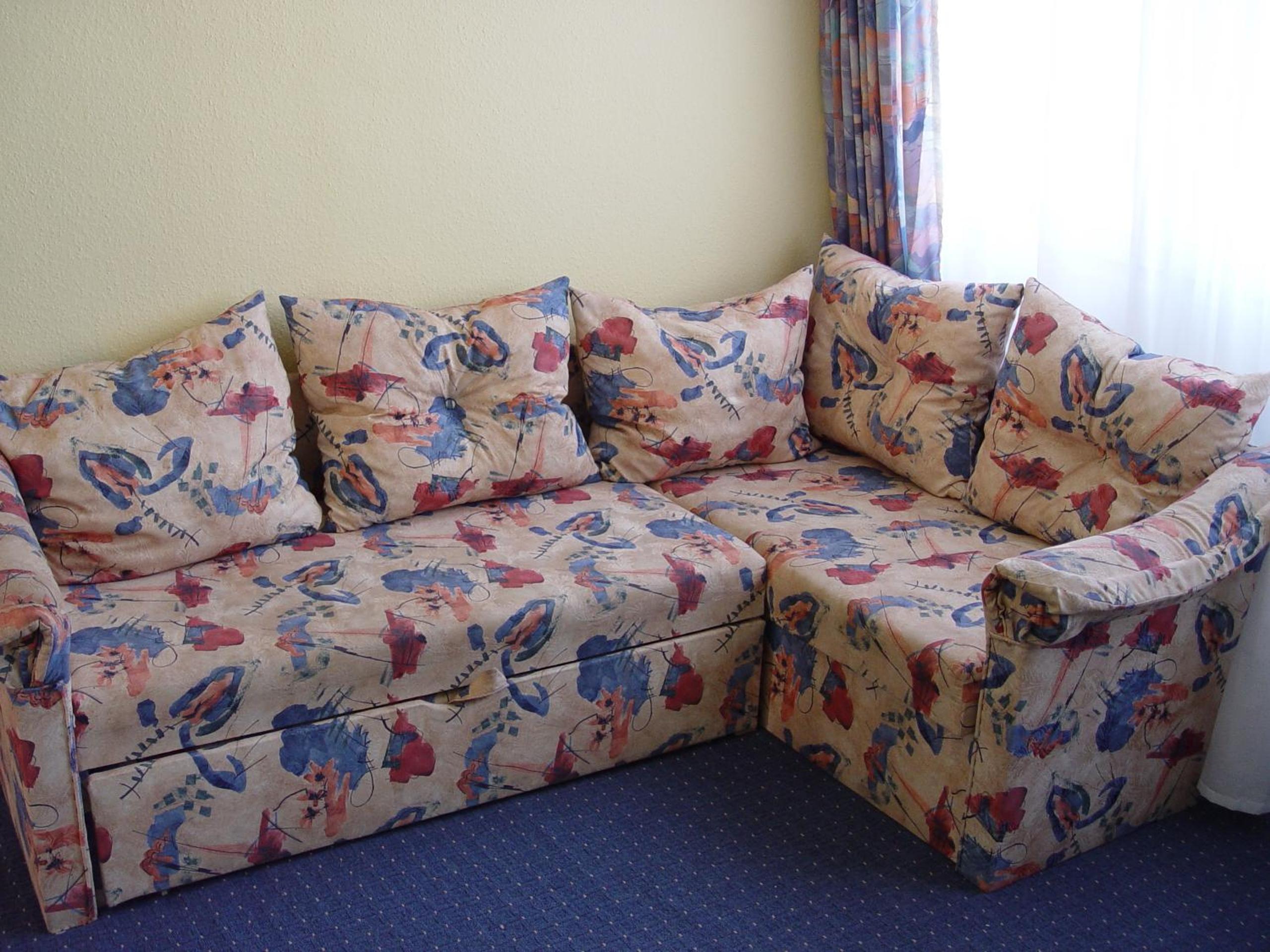 Family Room - Photo 4
