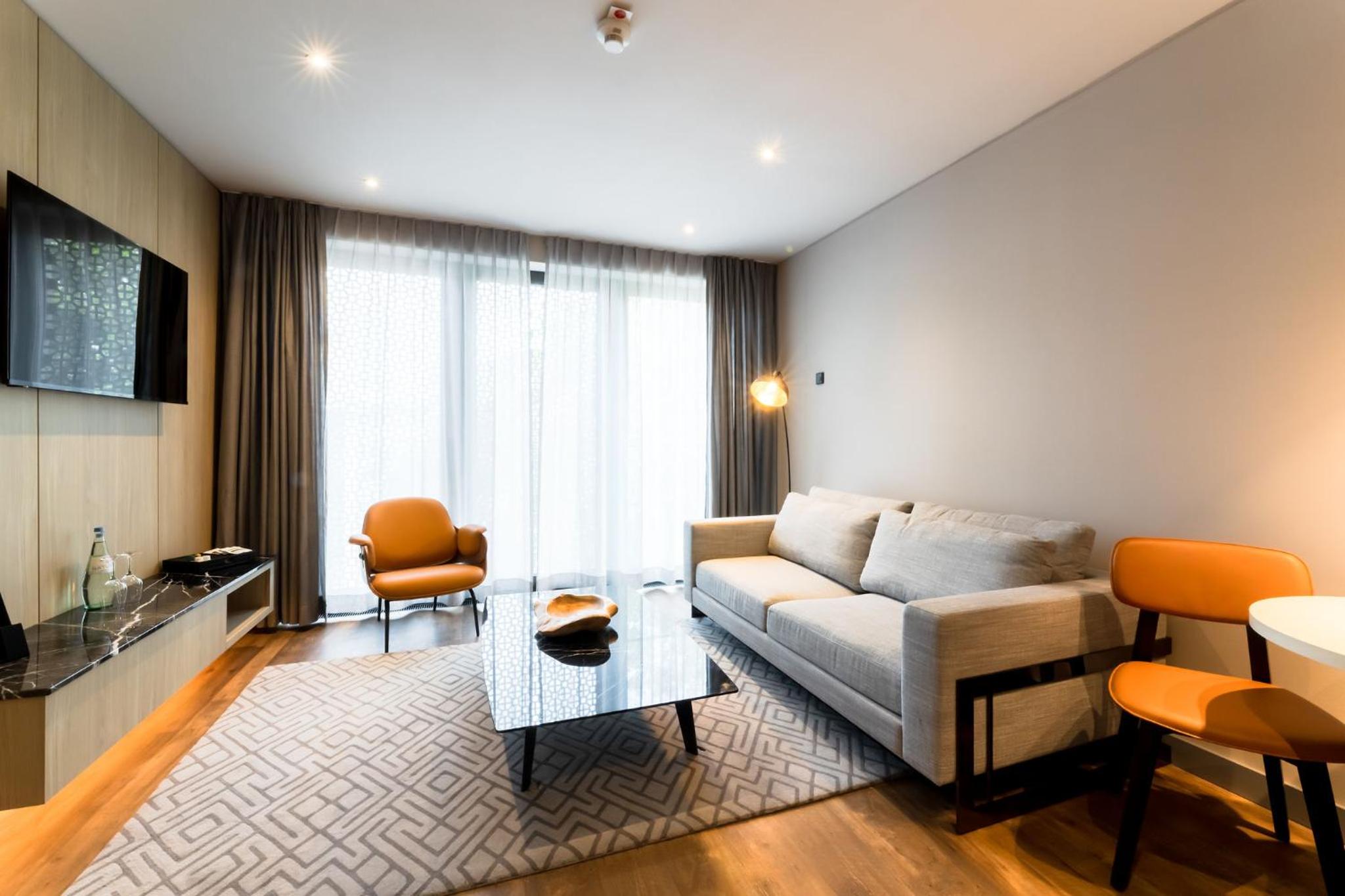 Standard Suite - Photo 19