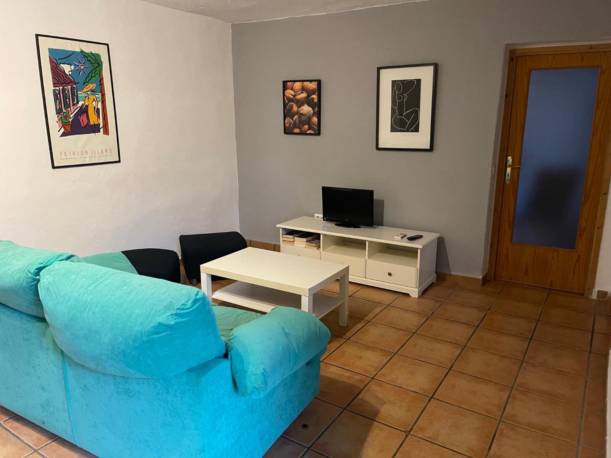 Two-Bedroom Apartment with Private Garden Ground Floor photo 3