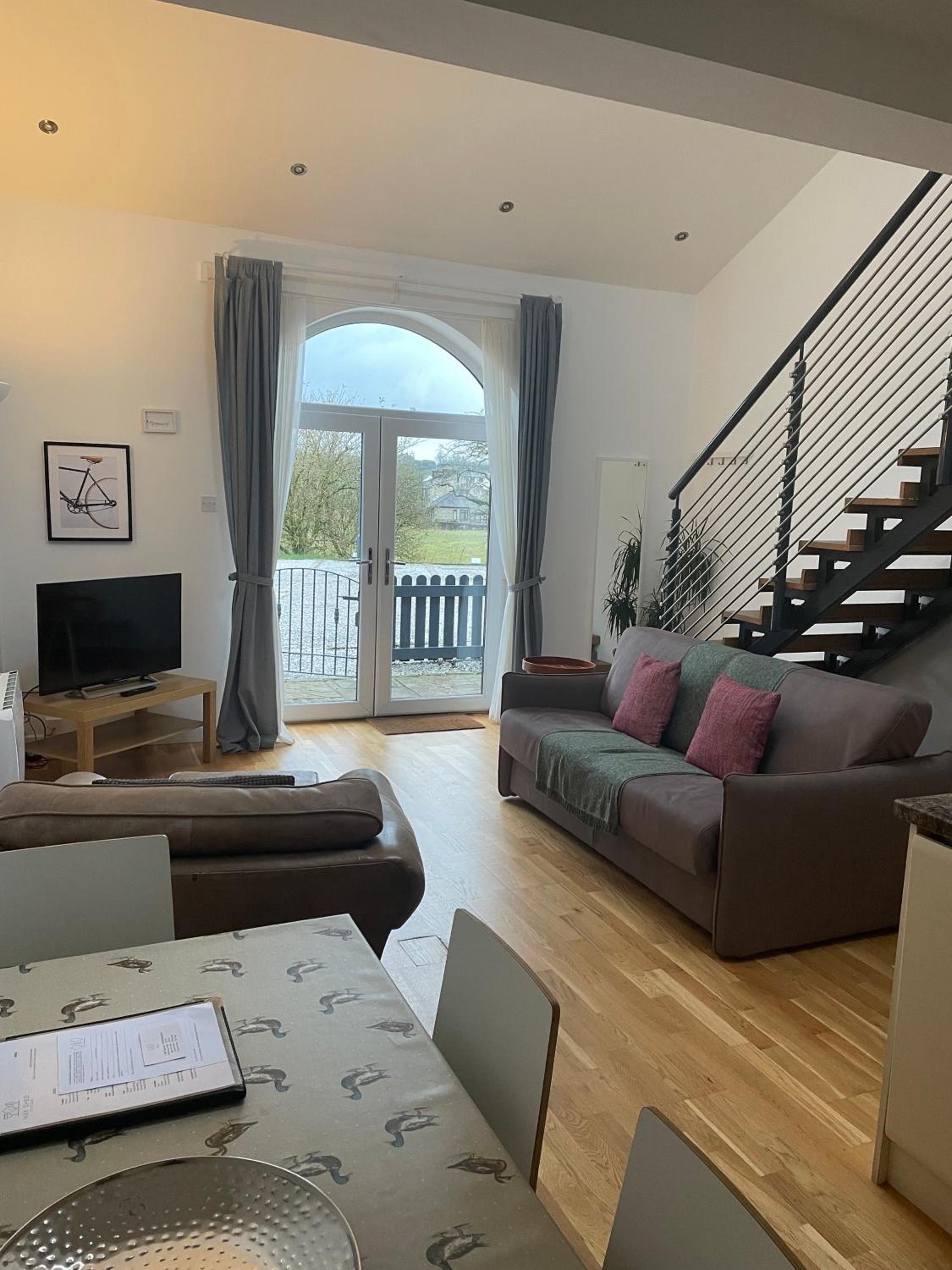 Holiday Home (Pet friendly)
