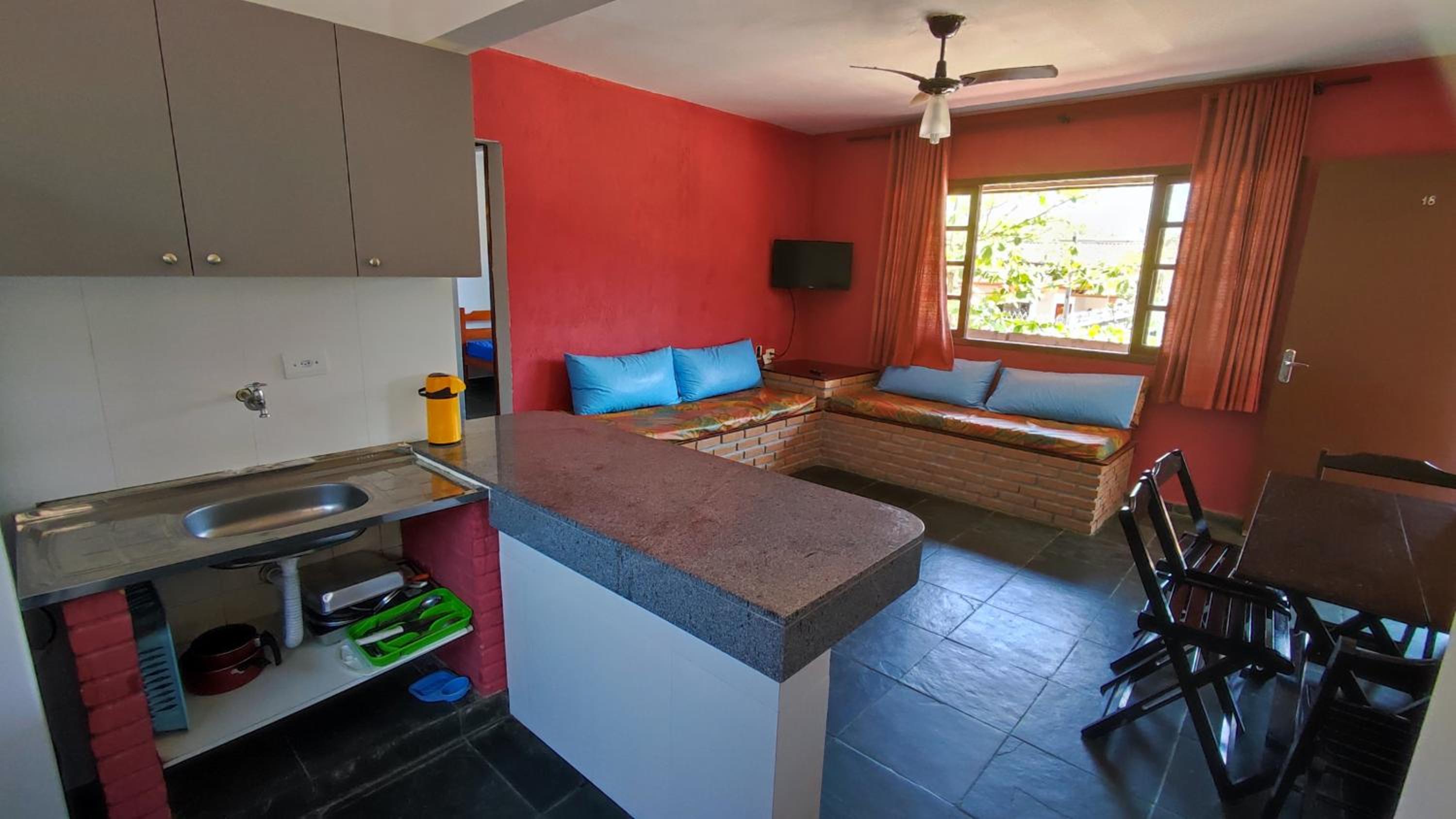 Two-Bedroom Apartment - Photo 6