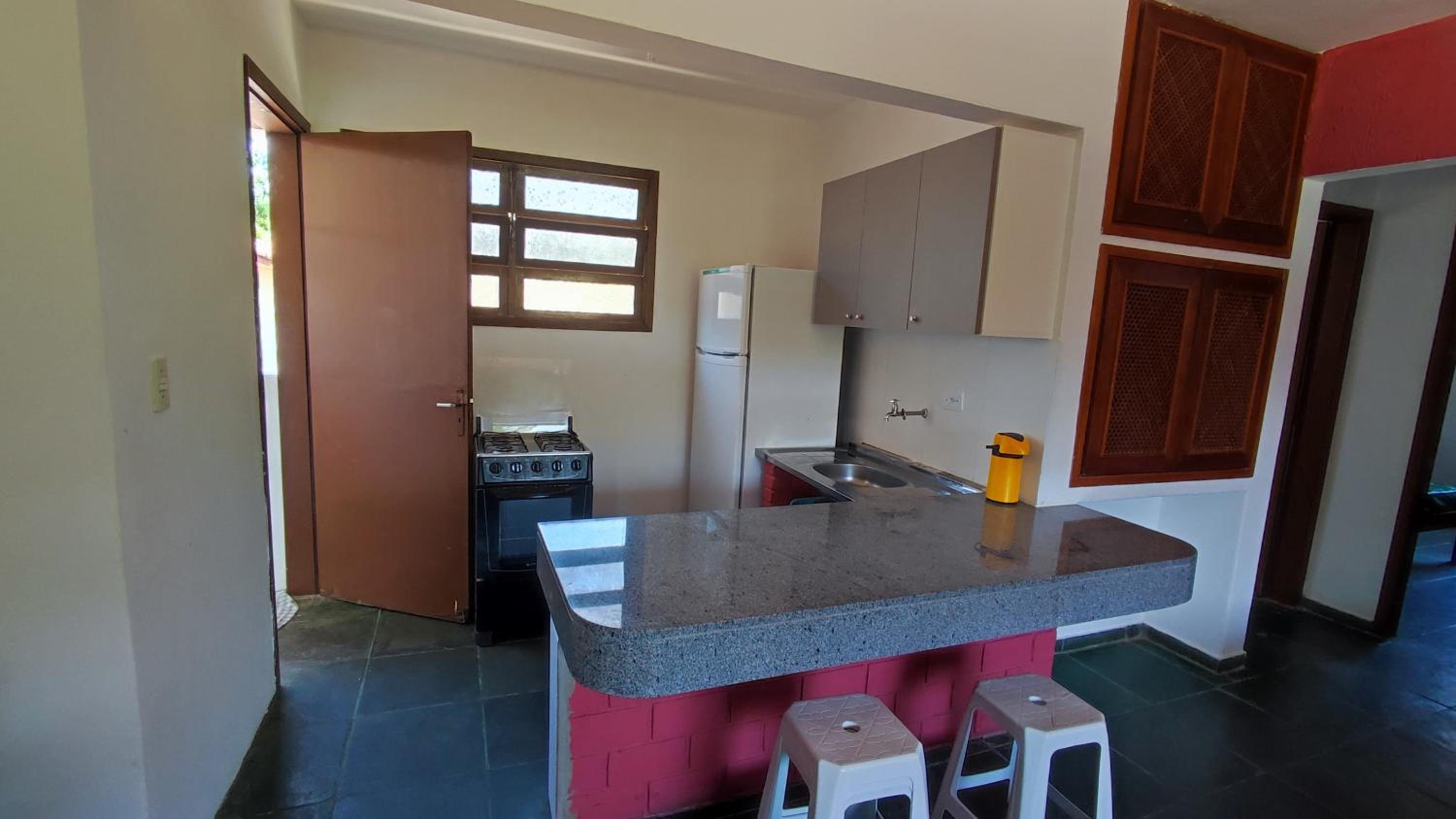 Two-Bedroom Apartment - Photo 5