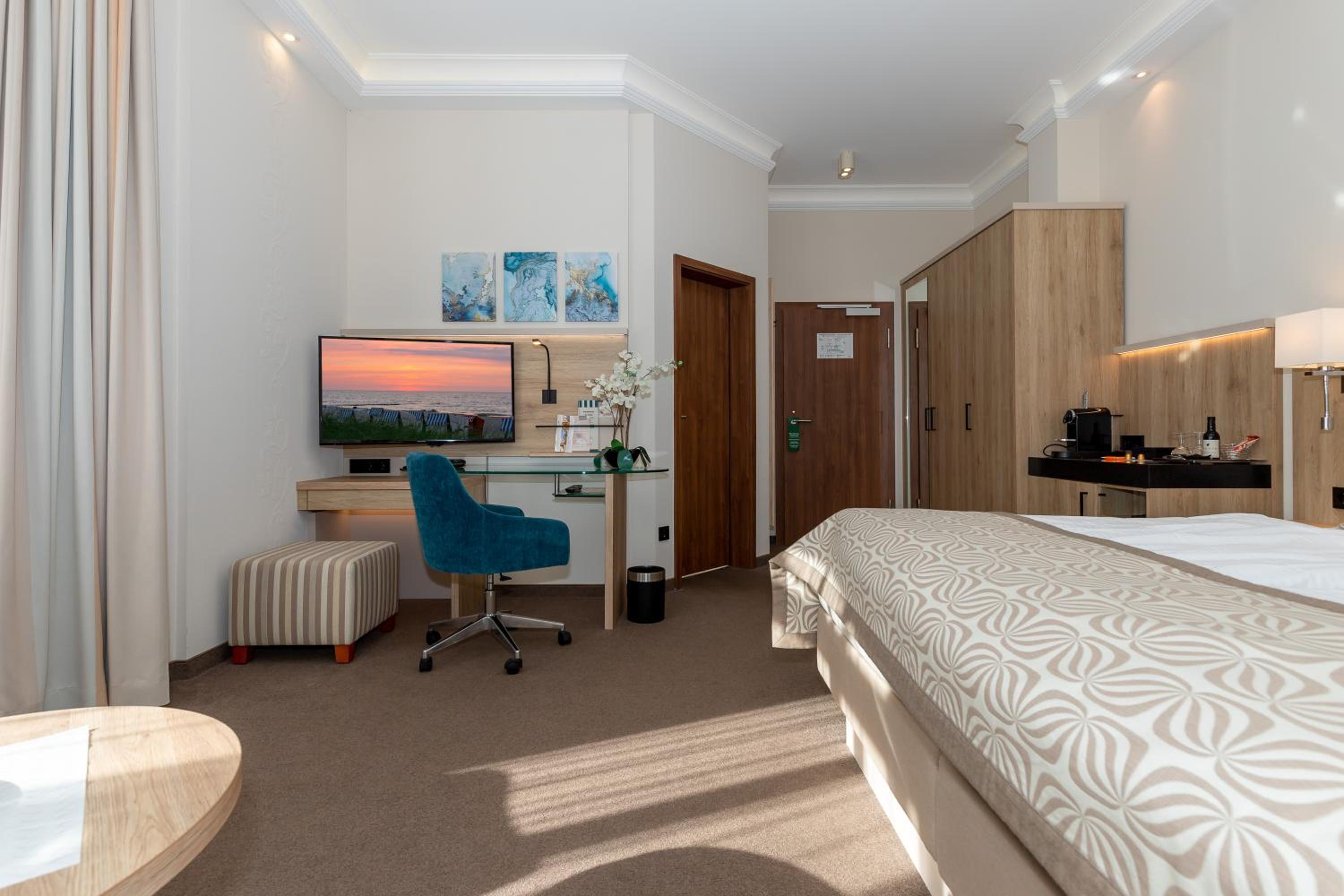 Deluxe Double Room photo 2
