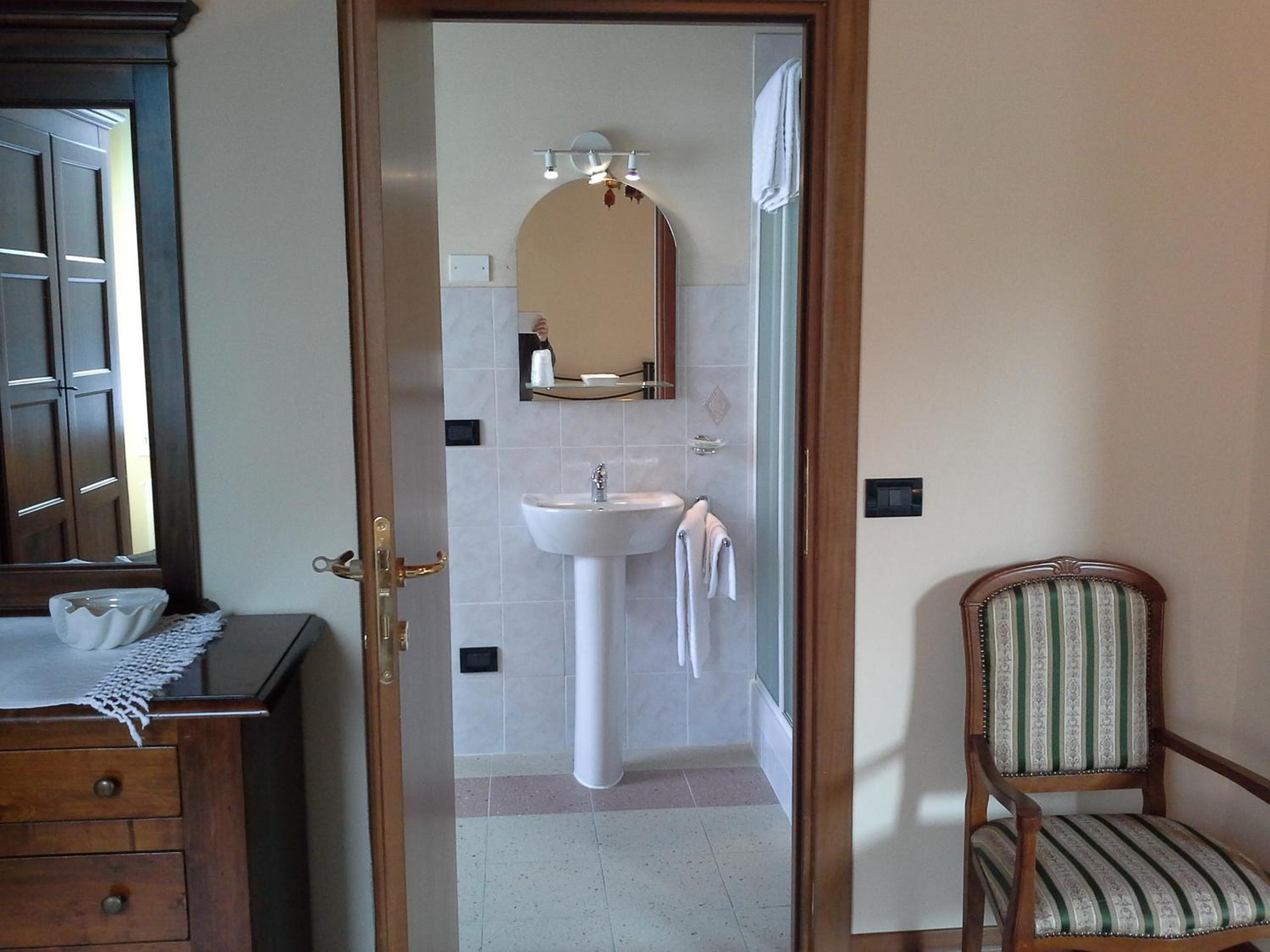 Triple Room - Photo 2