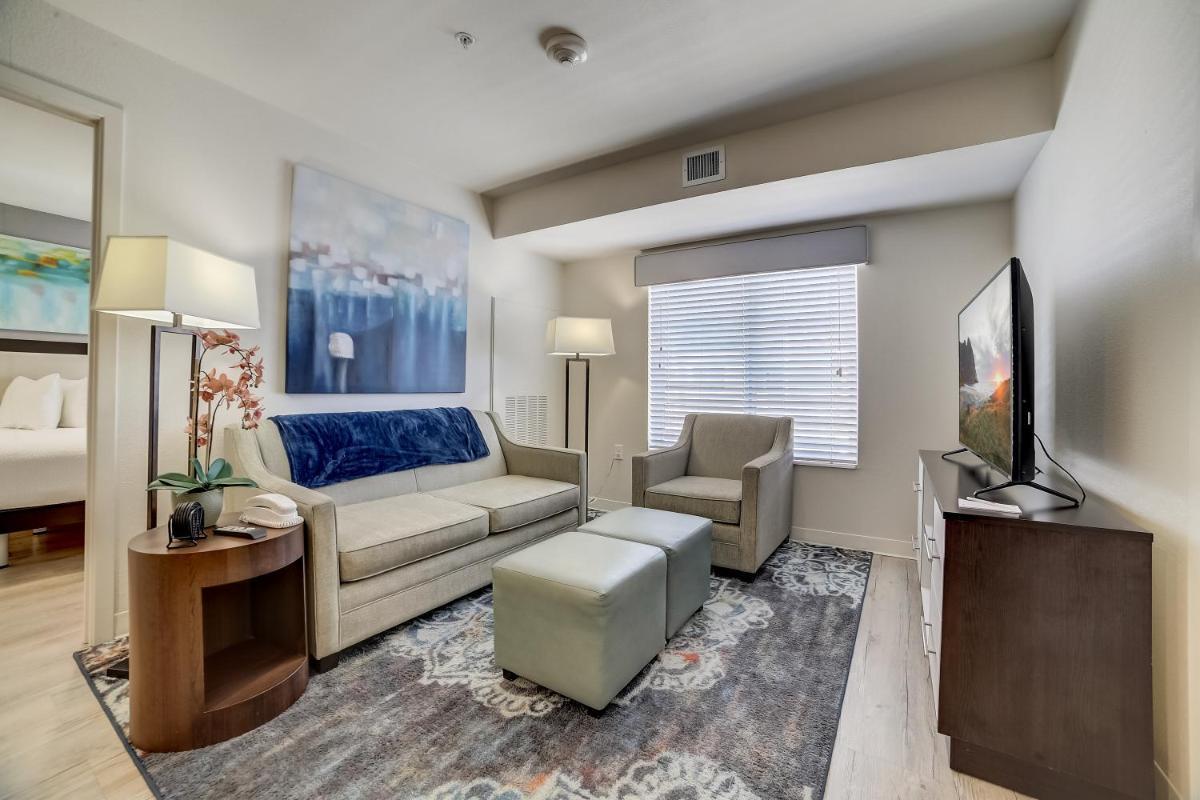 One Bedroom Suite with Full Kitchen