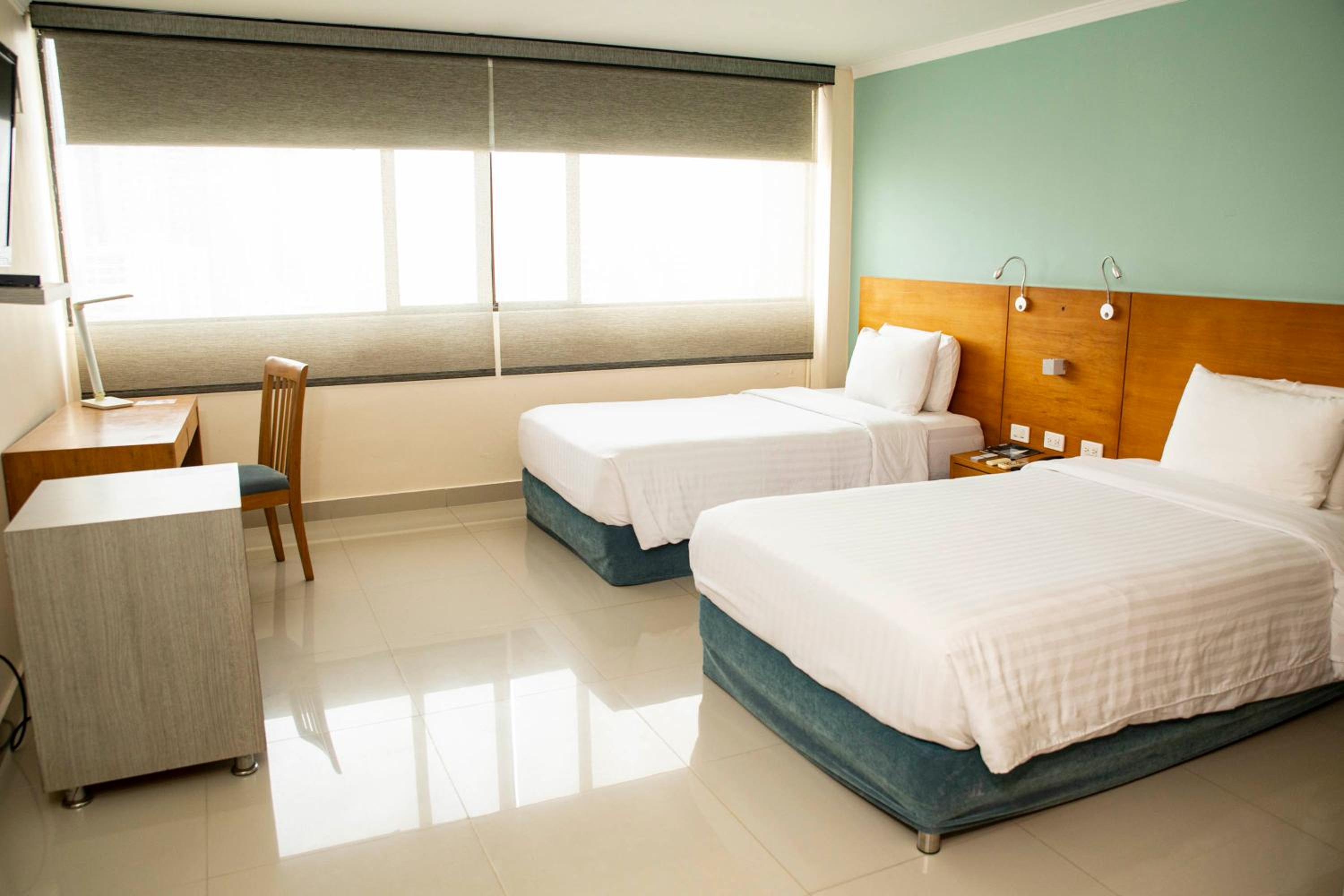 Standard Double Room - Photo 5