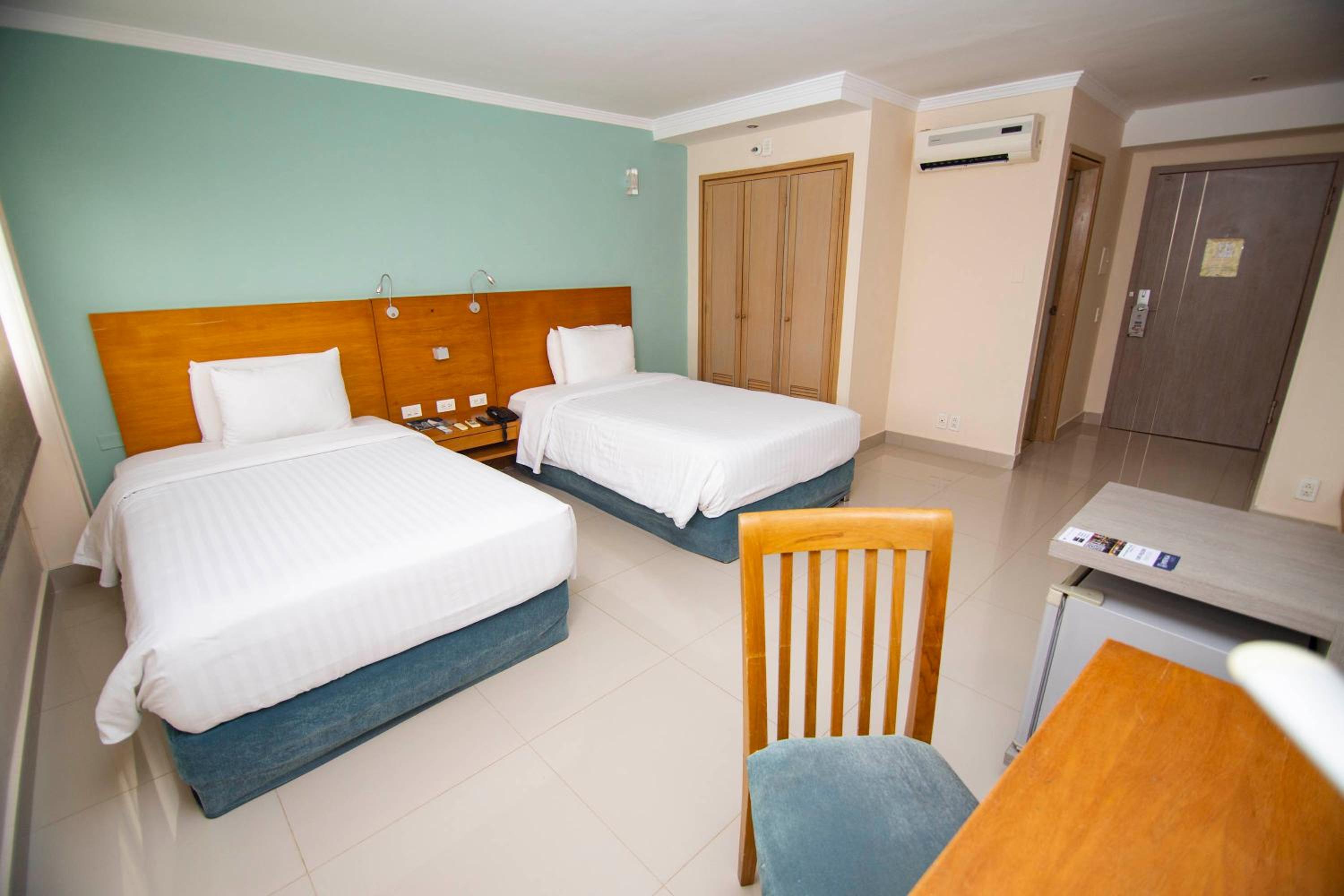 Standard Double Room - Photo 3