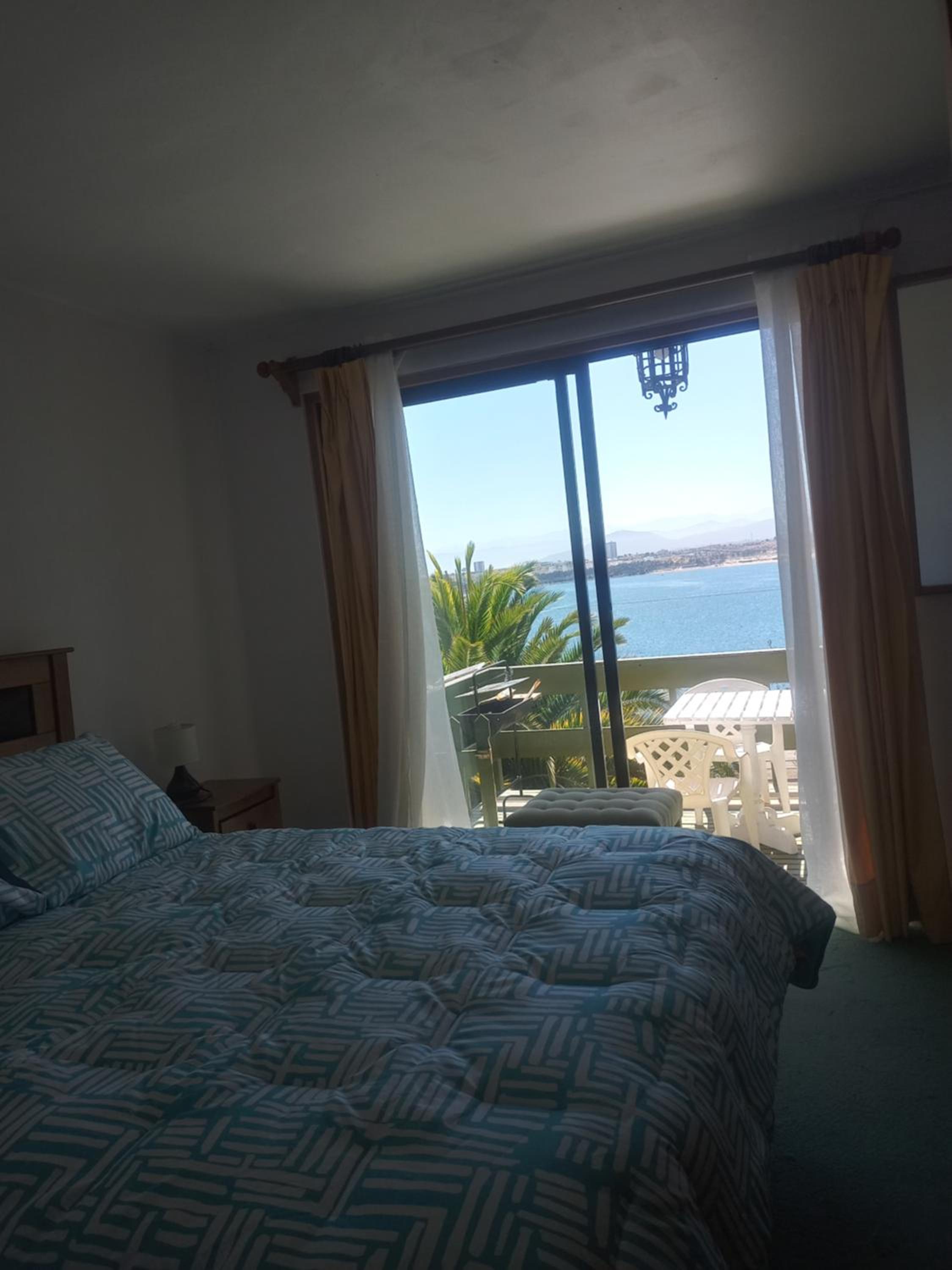 Deluxe Double or Twin Room with Sea View photo 2