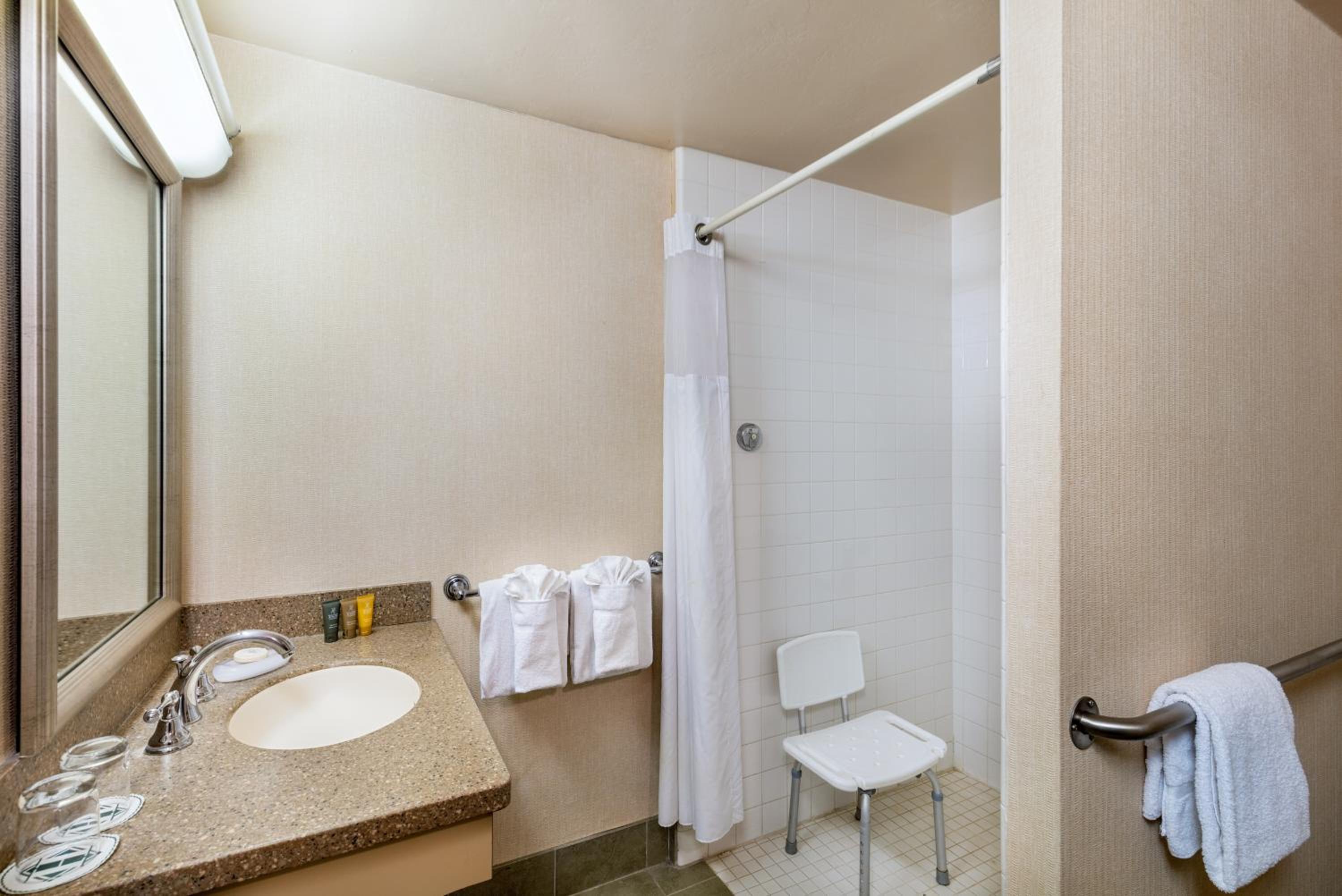 Handlery Hotel San Diego, Photo 2