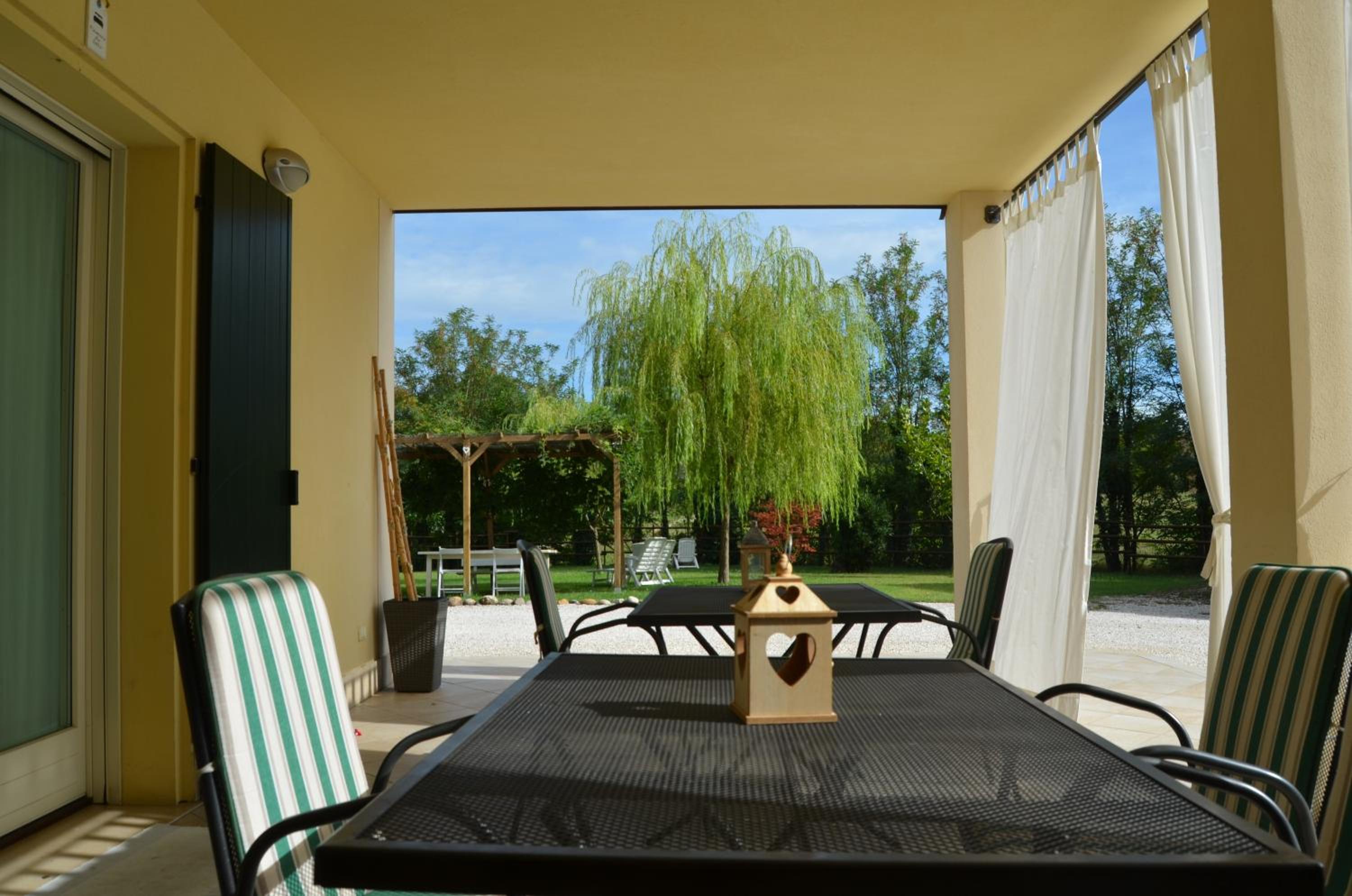 Double Room - Photo 15
