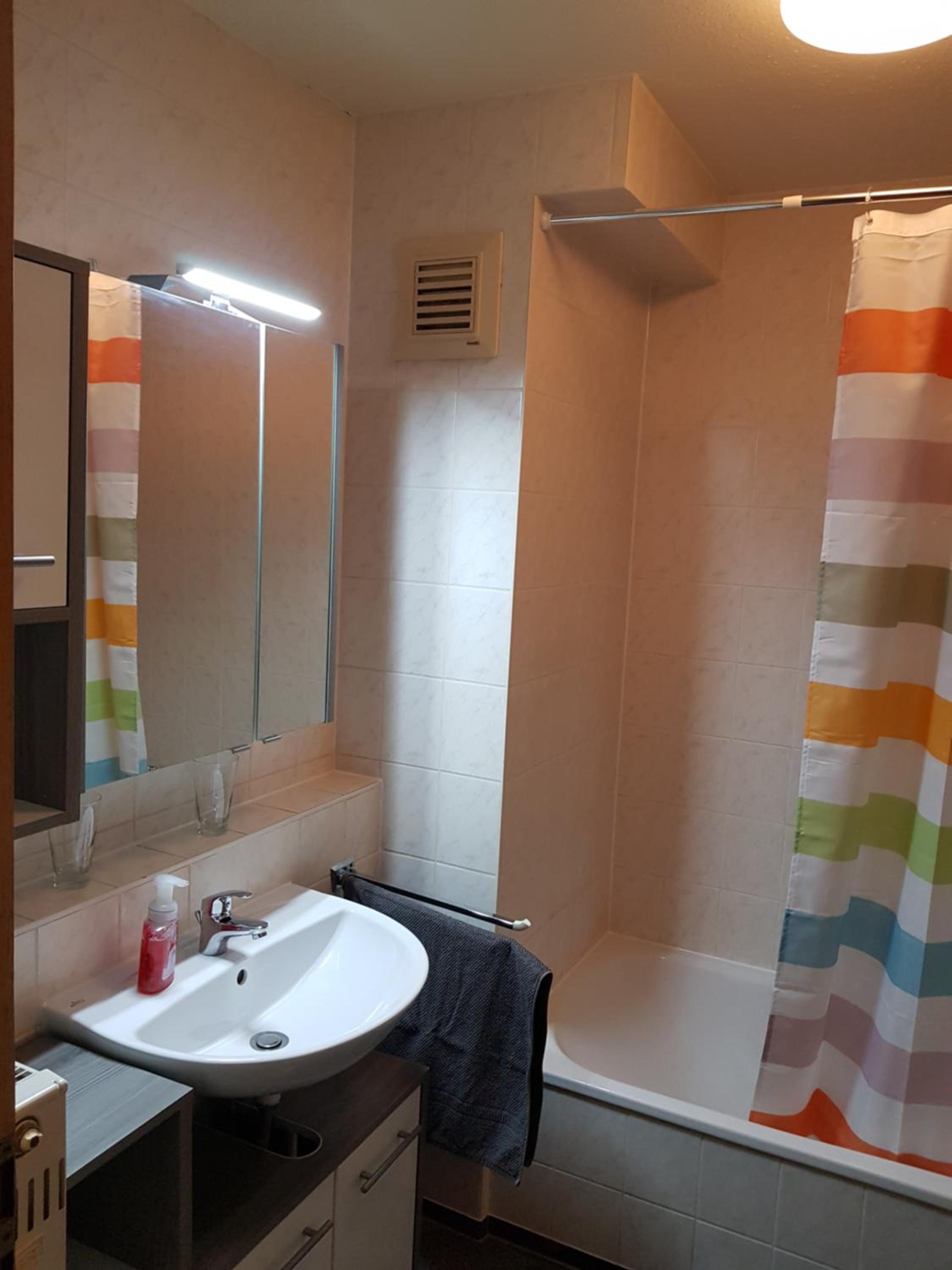 Apartment photo 2