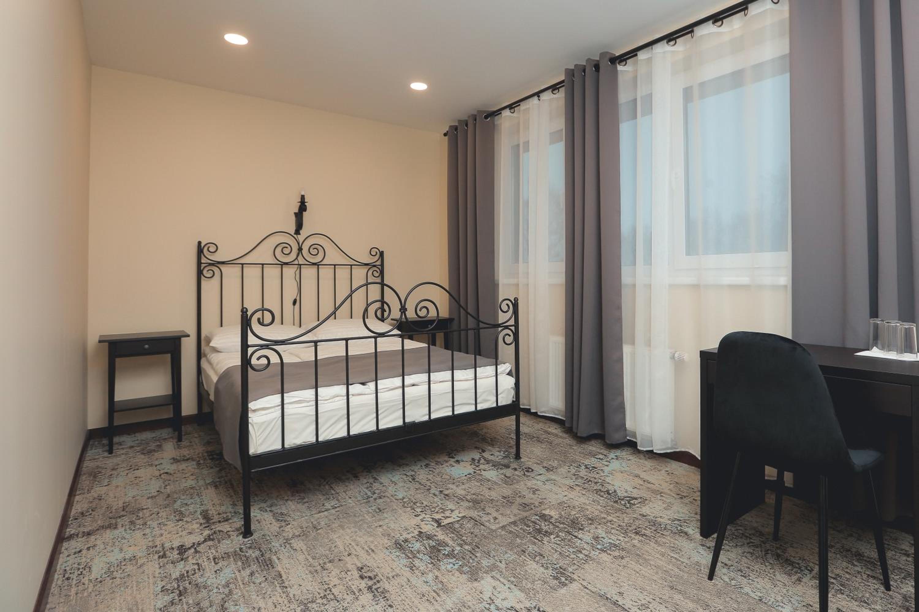 Double Room - Photo 1