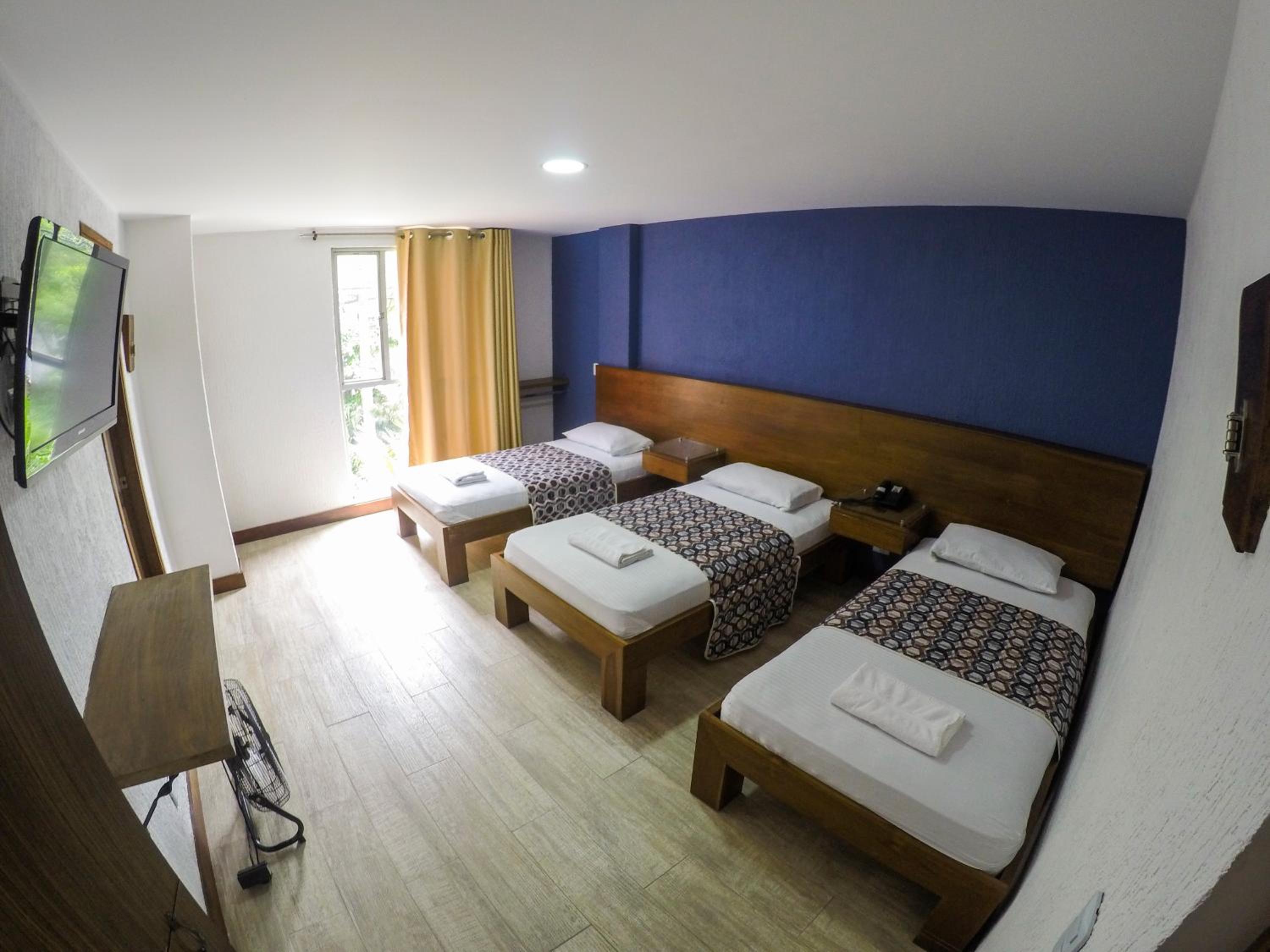 Comfort Triple Room with Shower