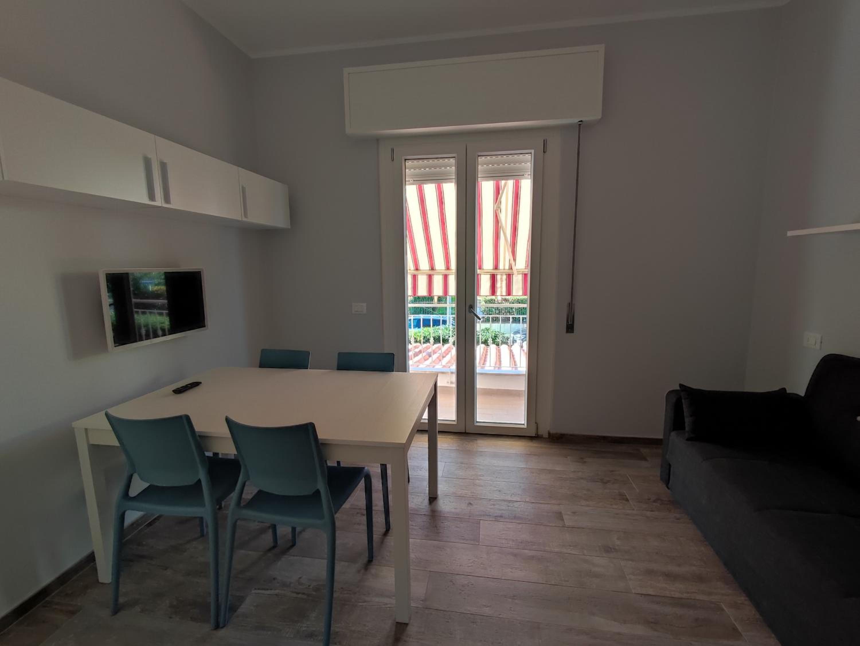 Apartment with Garden View