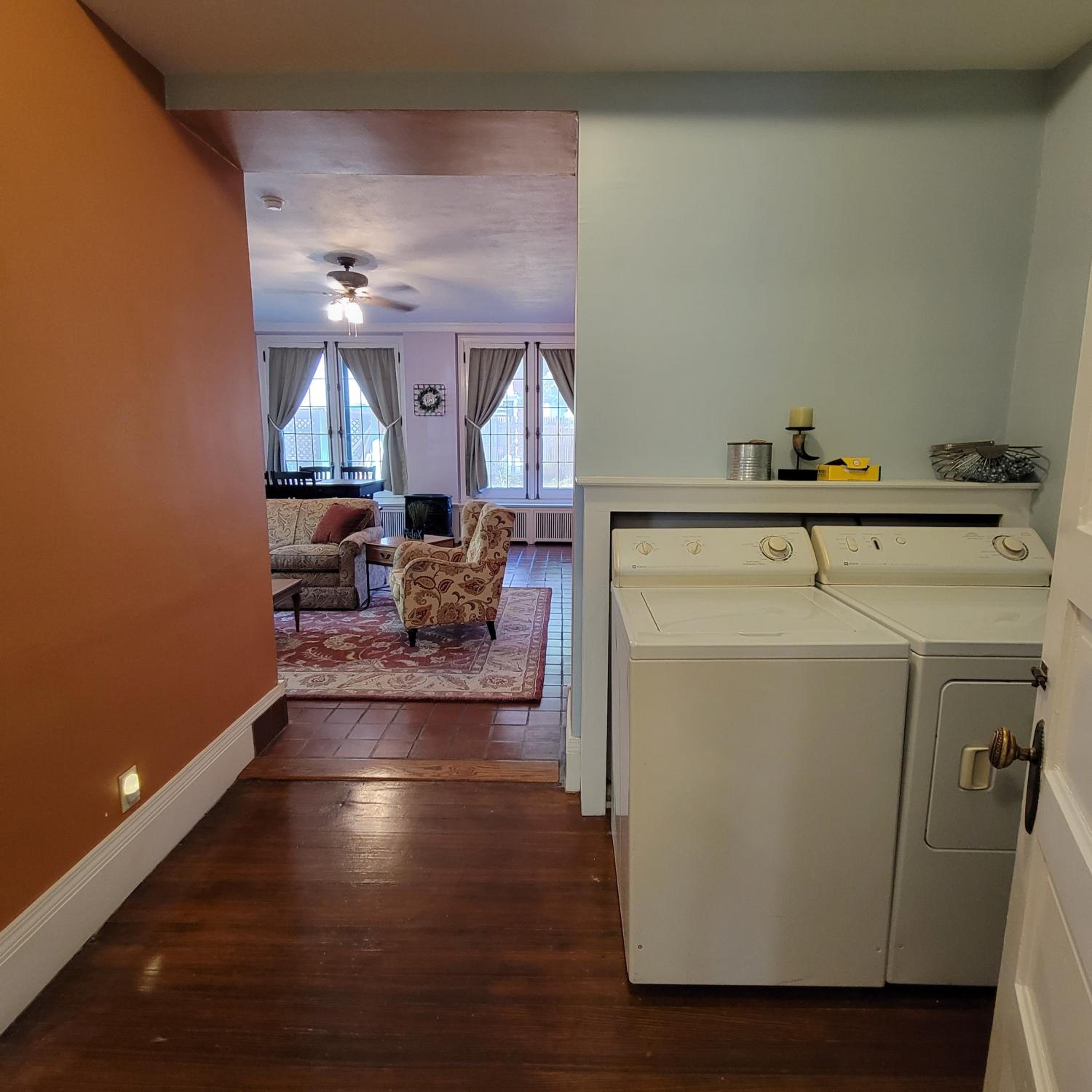 Deluxe Queen Room - Photo 2