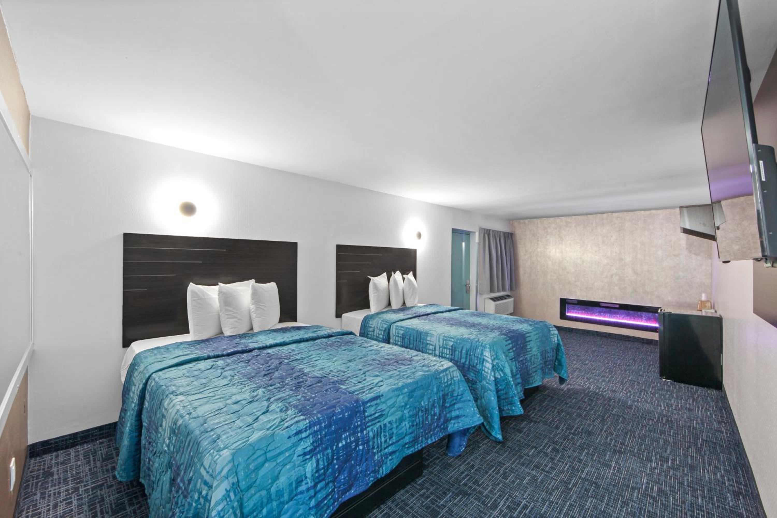 Deluxe Double Room - Photo 1