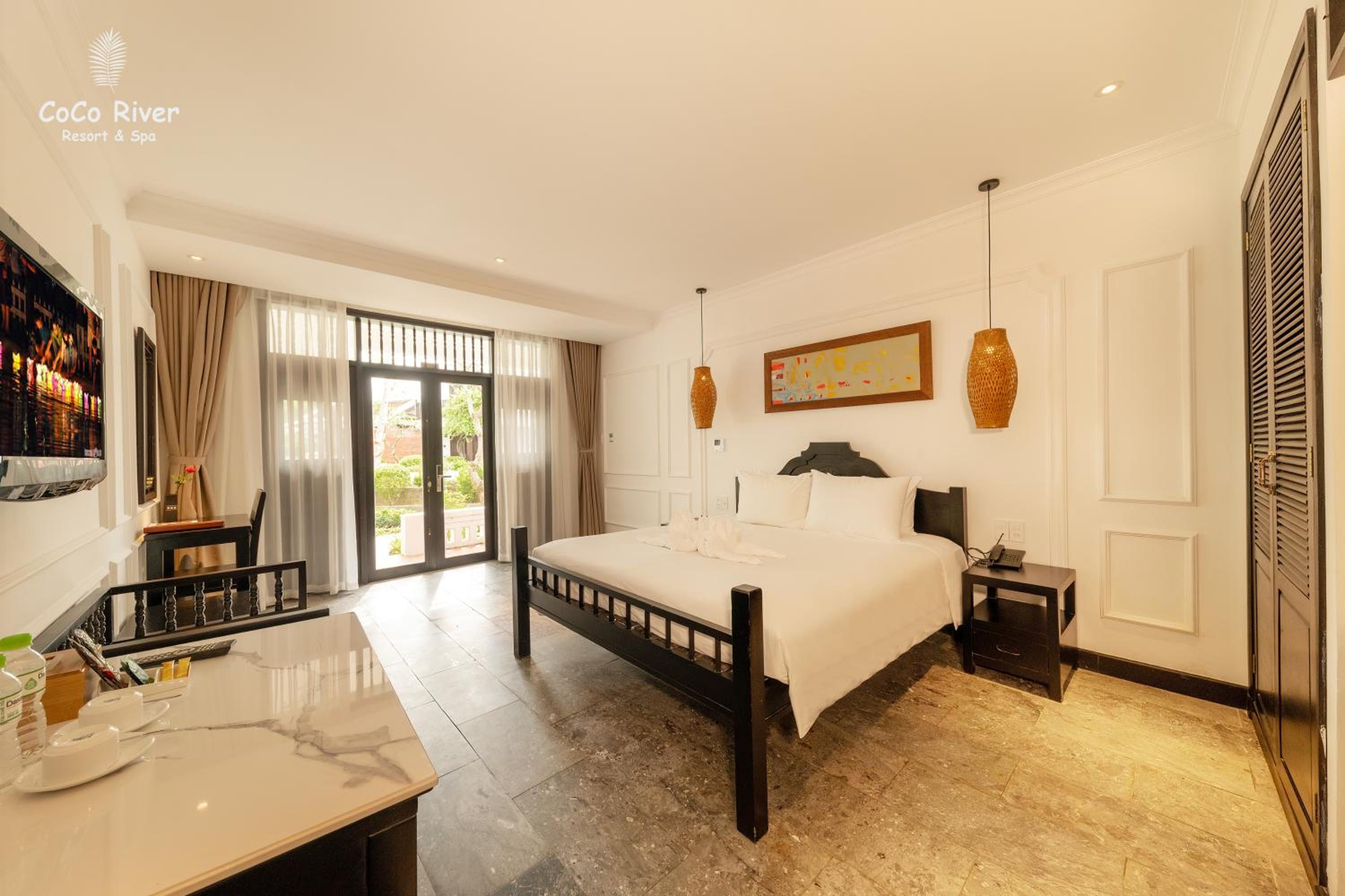 Deluxe Double Room with Garden View - Photo 9
