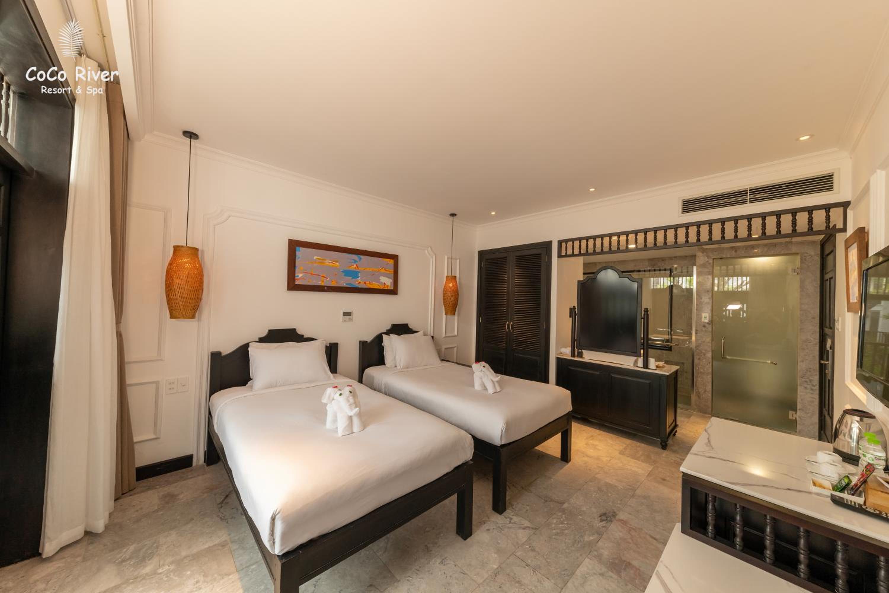 Deluxe Double Room with Pool View - Photo 3