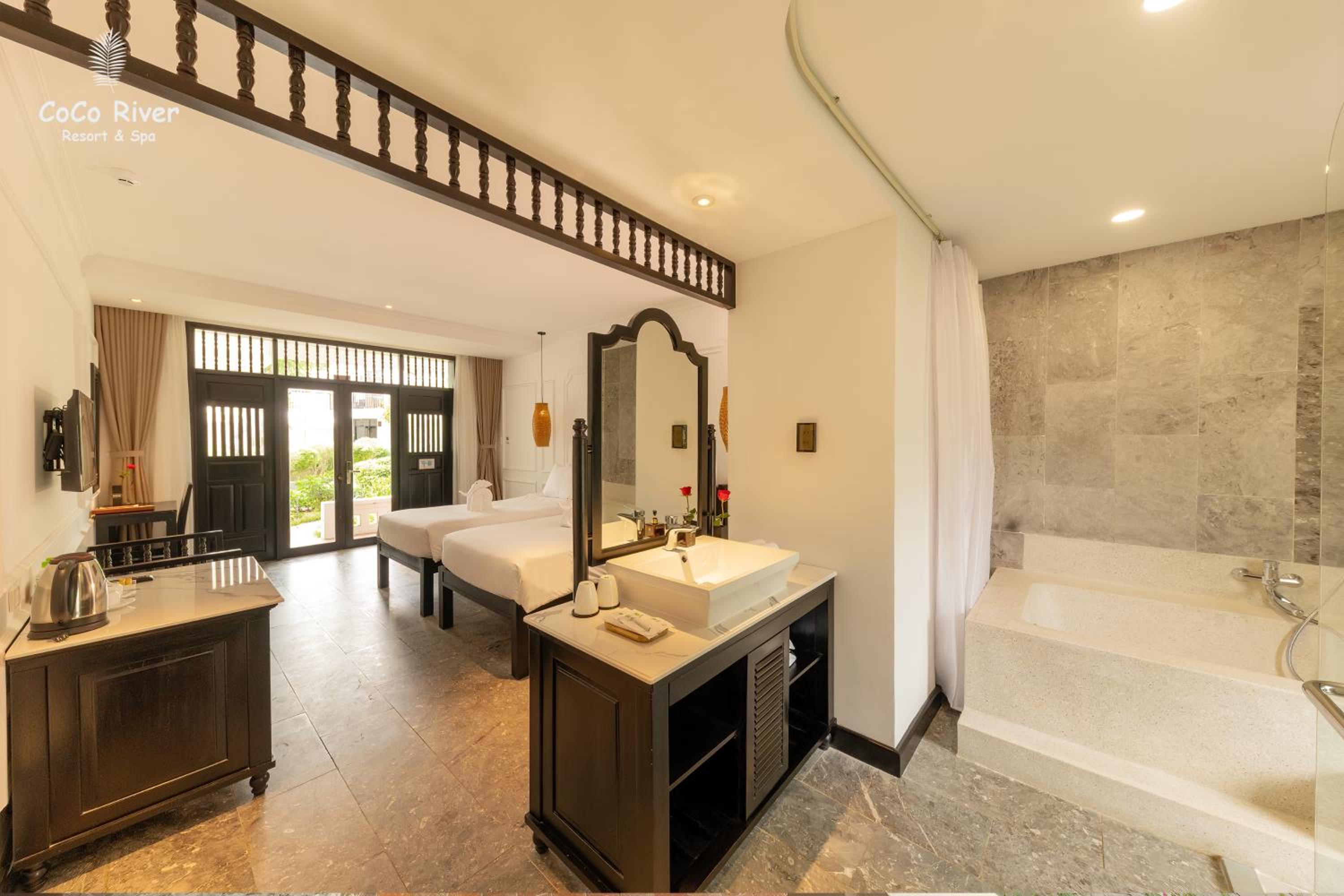 Deluxe Twin Room with Garden View - Photo 6
