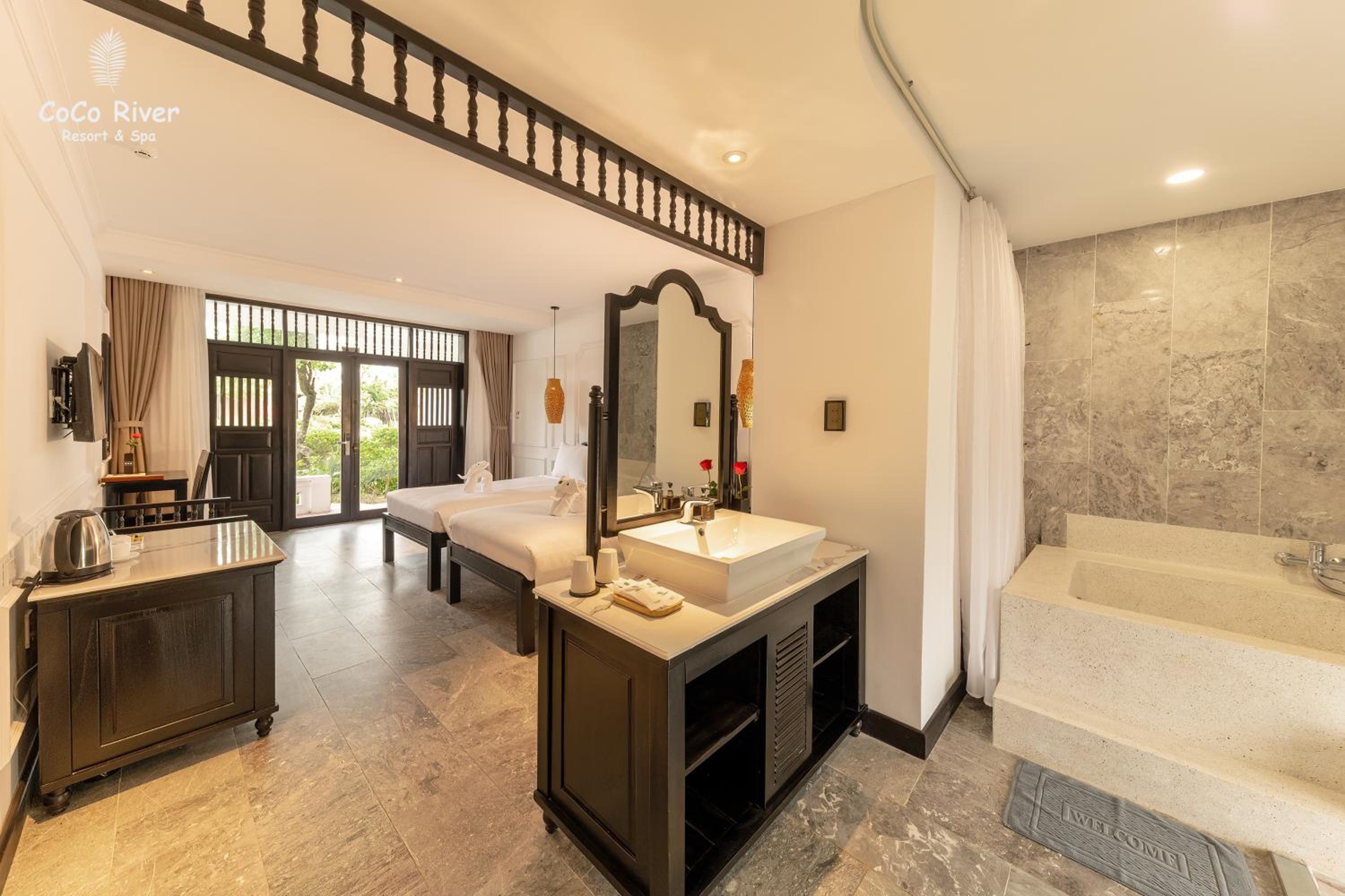 Deluxe Twin Room with Garden View - Photo 11