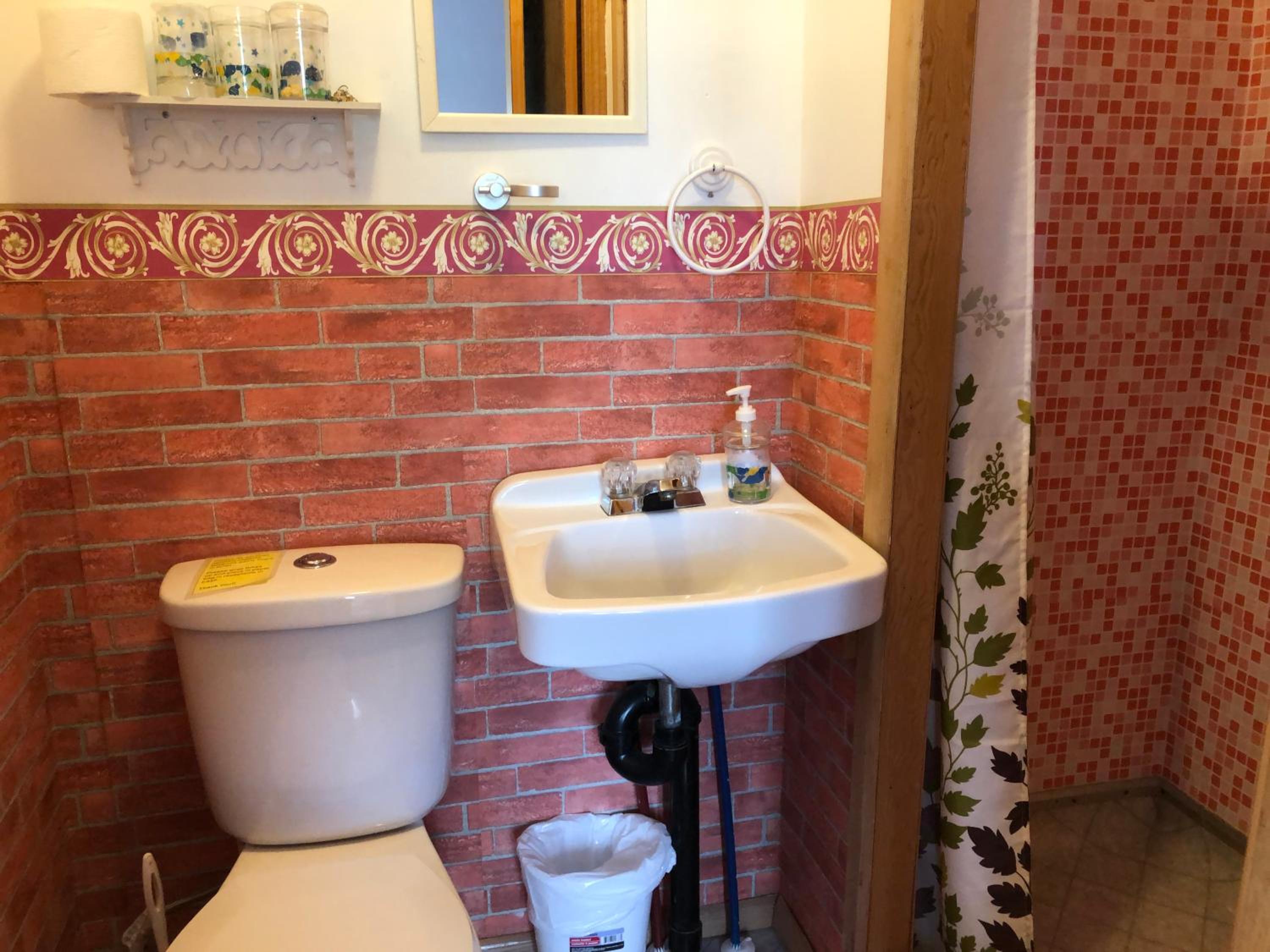 Single Room with Shower photo 2