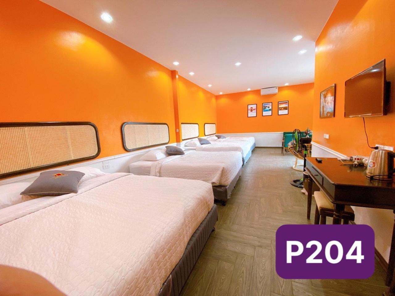 4-Bed Mixed Dormitory Room