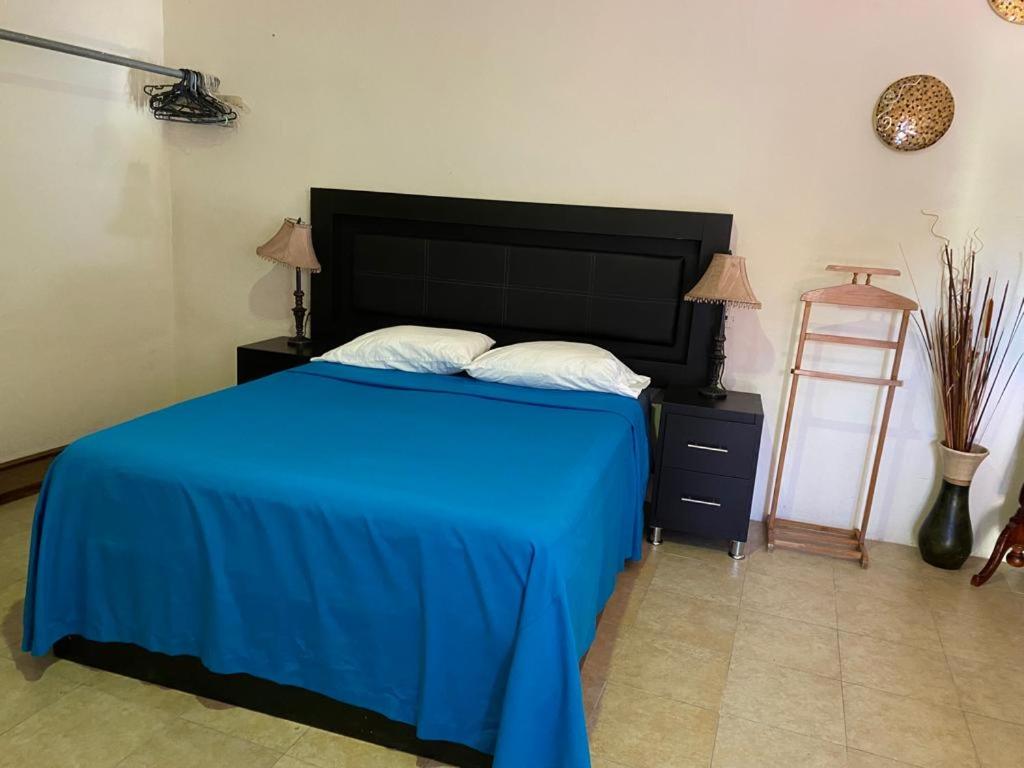 Large Double Room photo 1