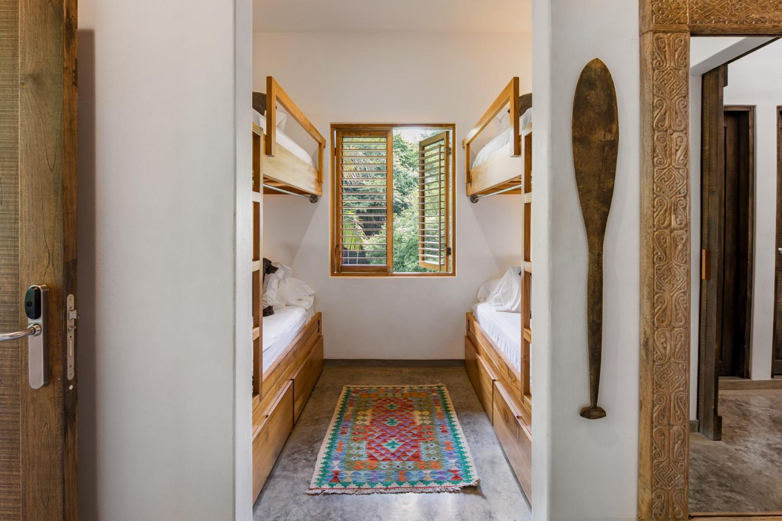 Bed in 8-Bed Mixed Dormitory Room