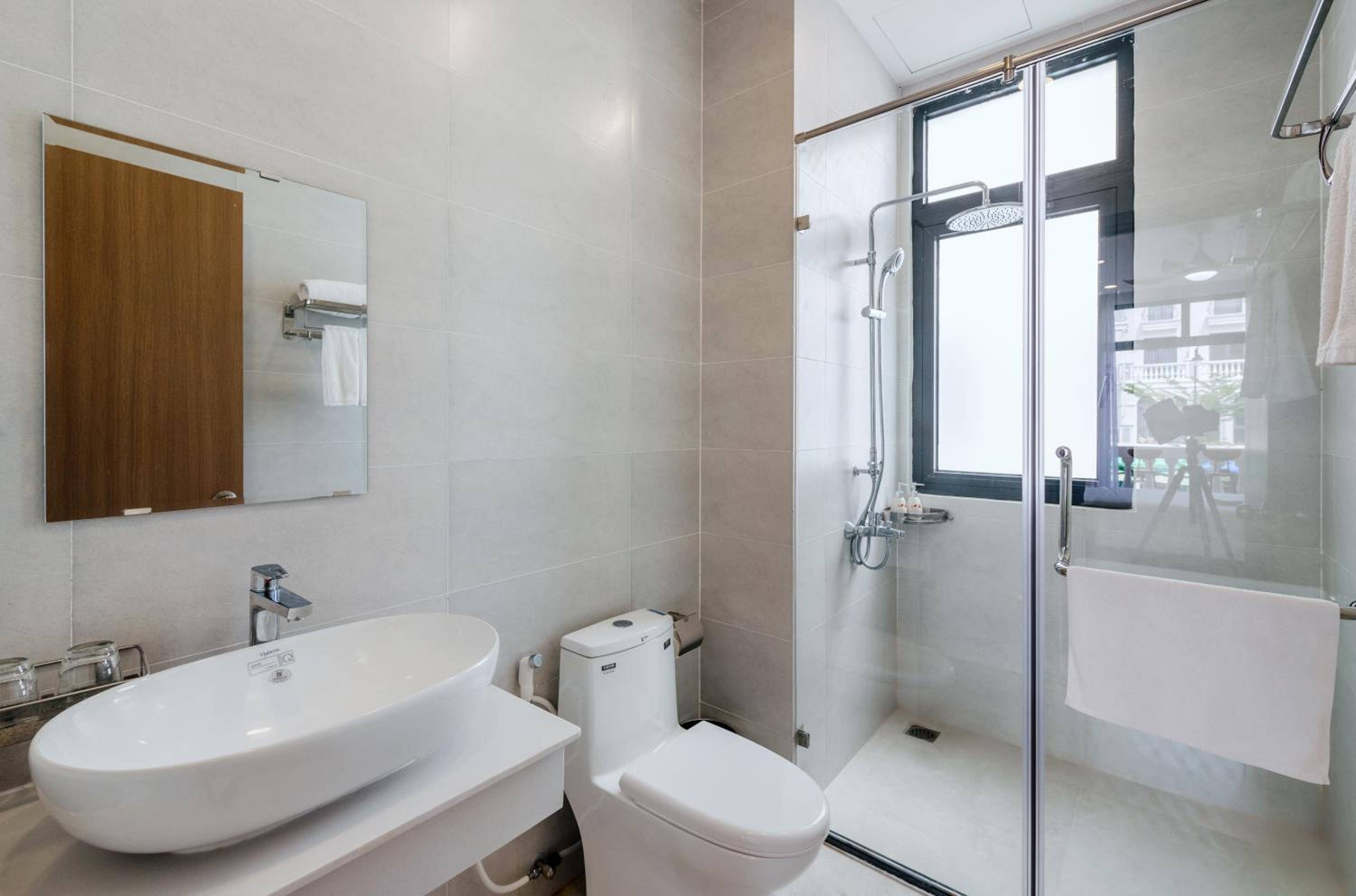 Standard Double Room - Photo 14