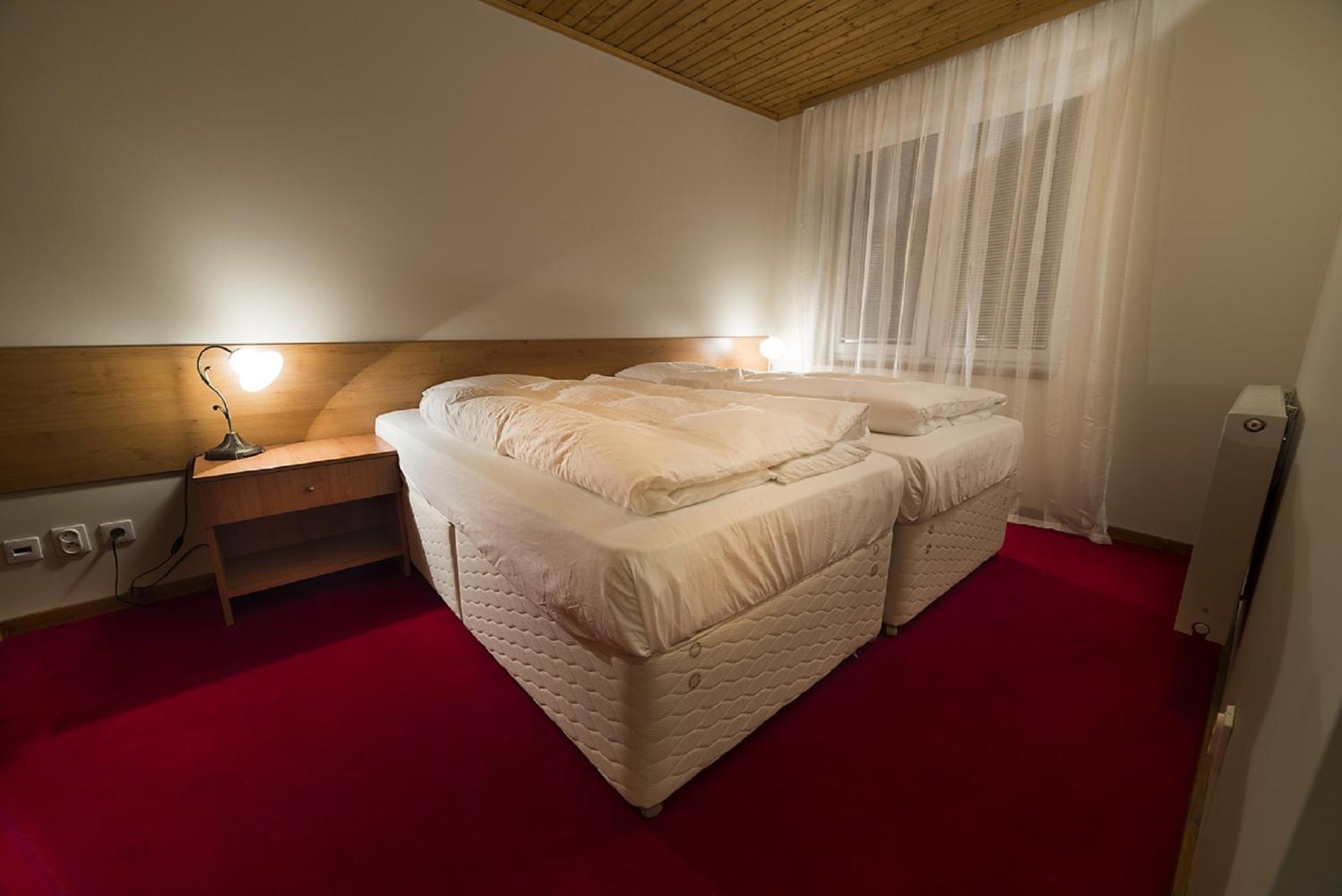 Standard Double or Twin Room photo 1