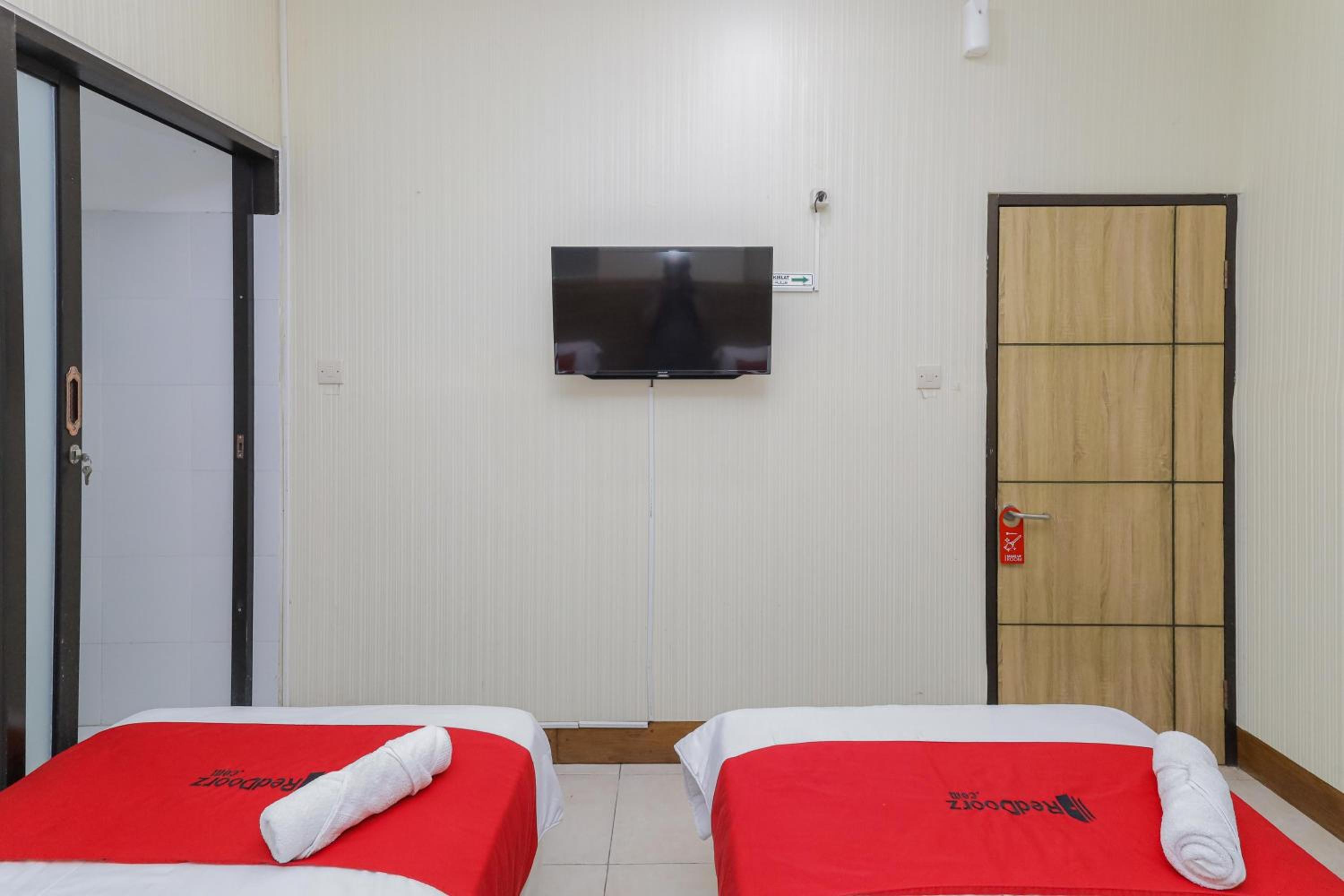 Twin Room - Photo 4