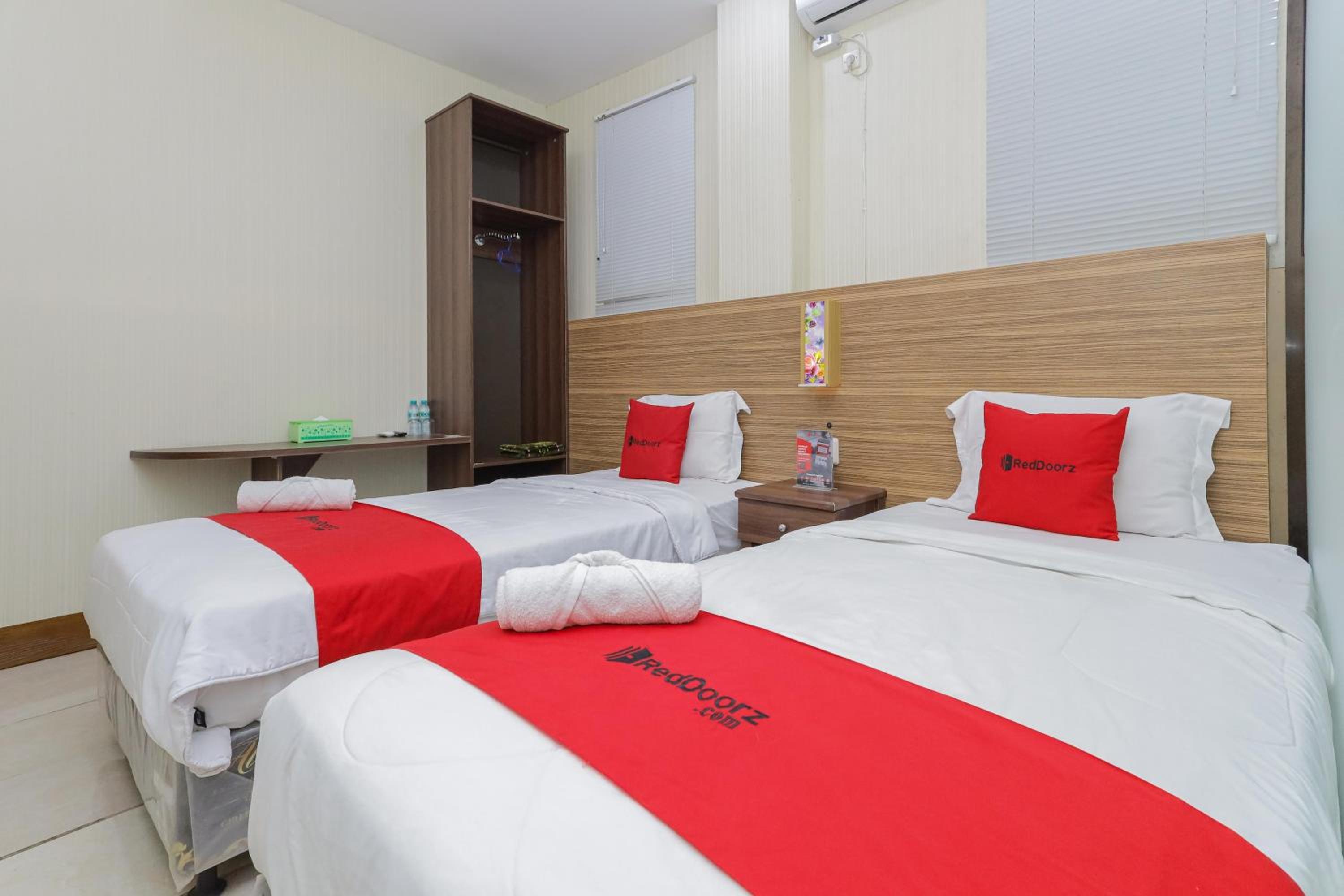 Twin Room - Photo 5
