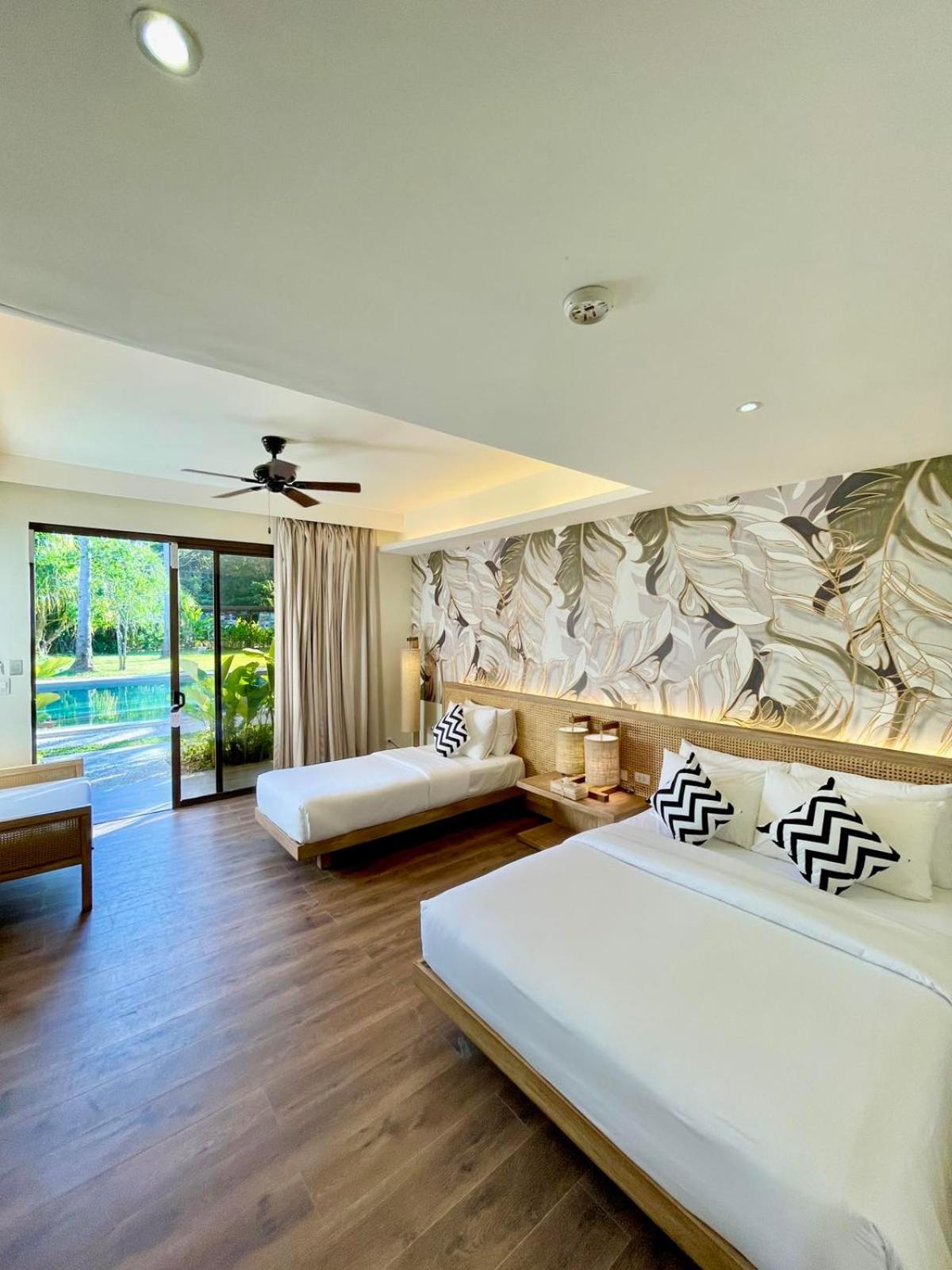 Deluxe Suite - Photo 1