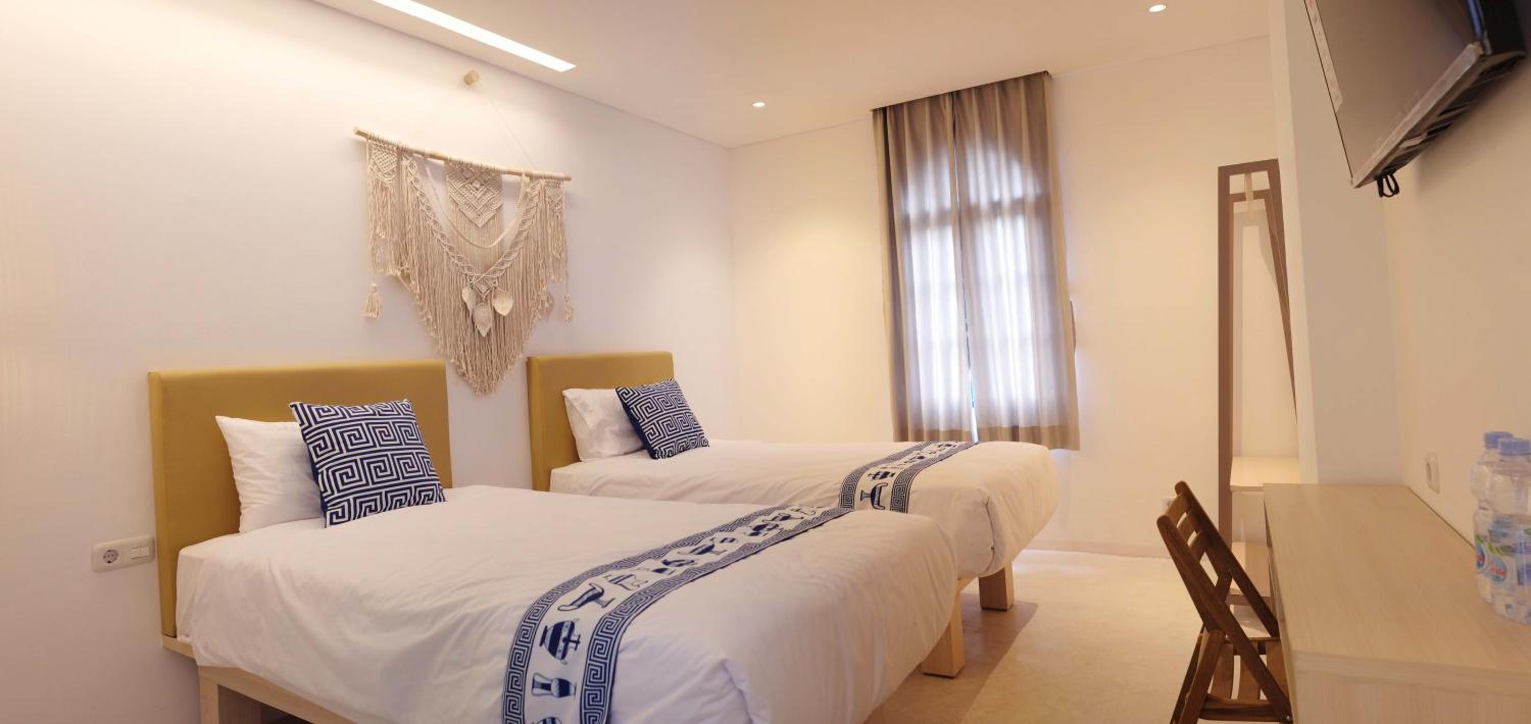 Deluxe Twin Room - Photo 1