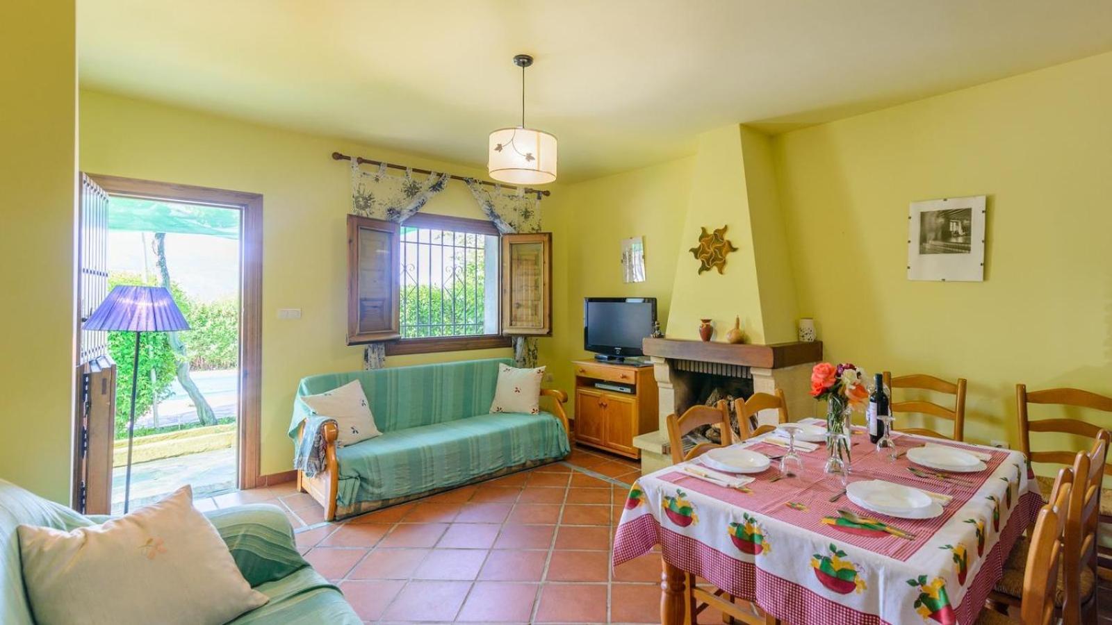 Two-Bedroom House photo 3