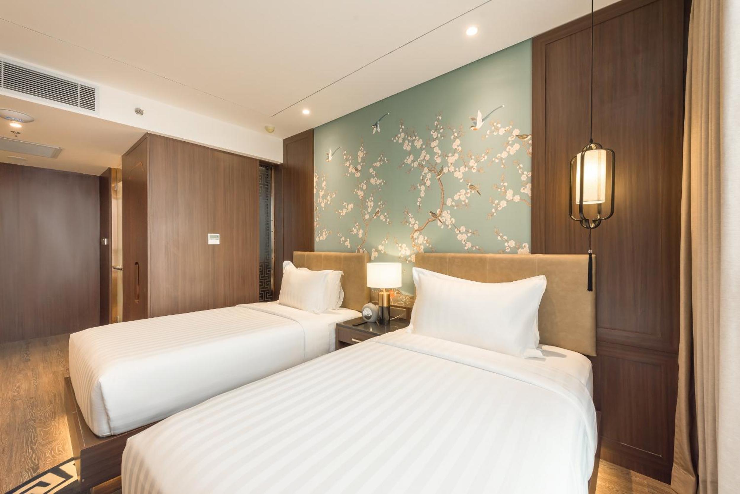 Deluxe View Twin Room - Photo 11