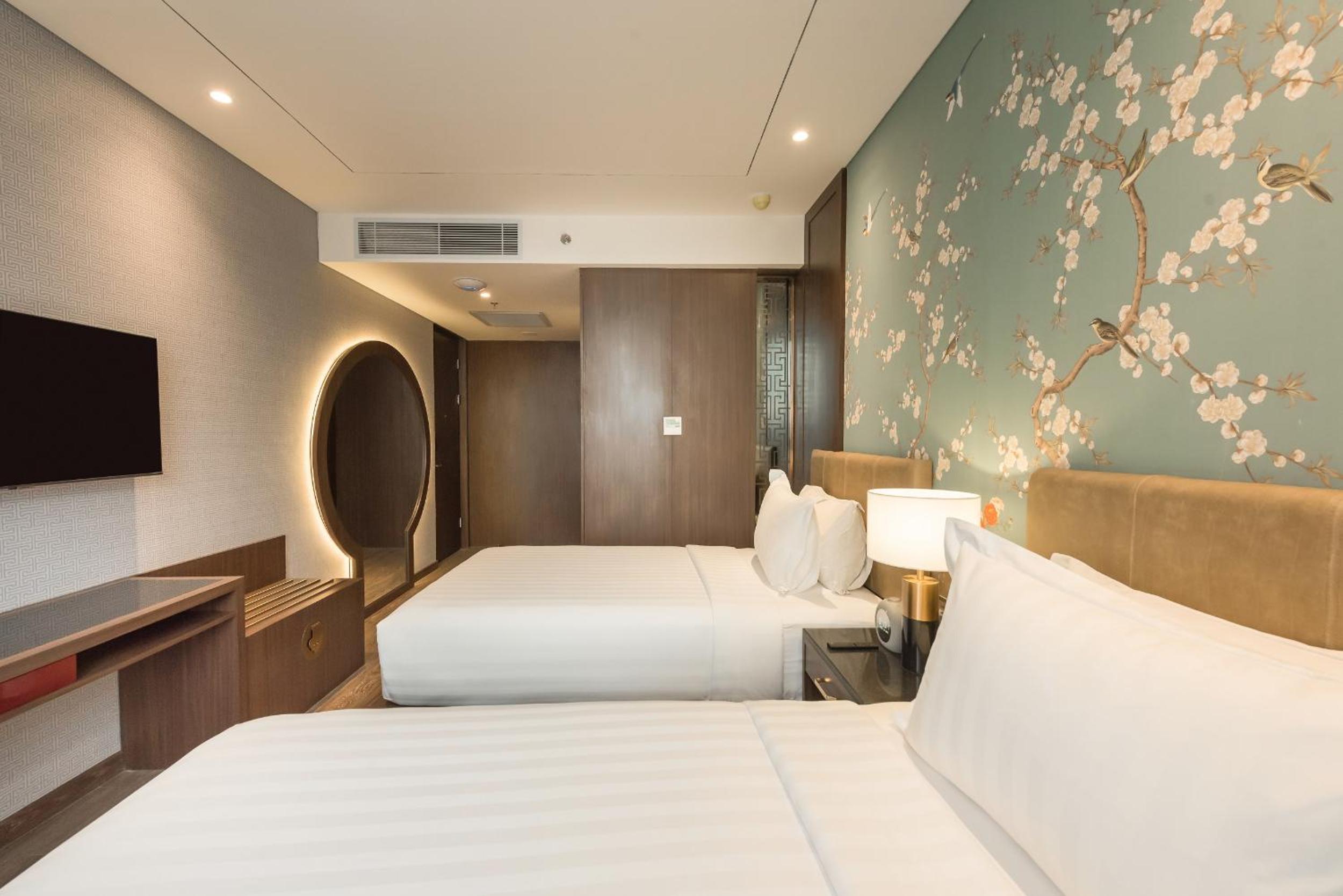 Deluxe View Twin Room - Photo 10