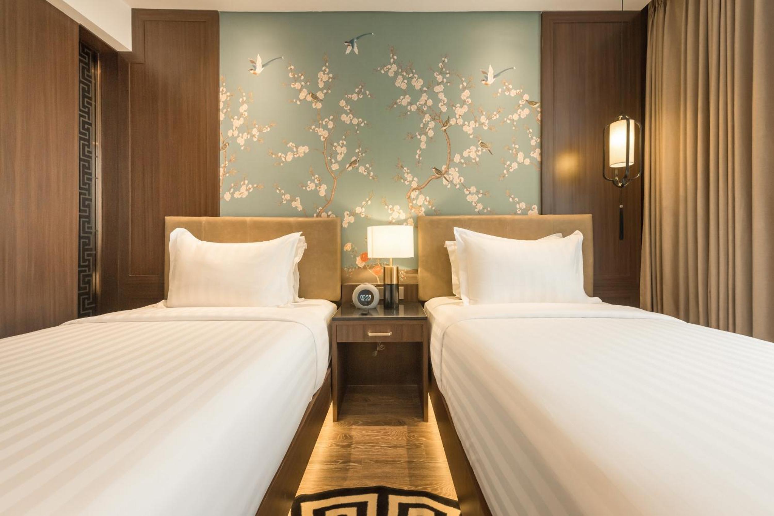 Deluxe View Twin Room - Photo 9