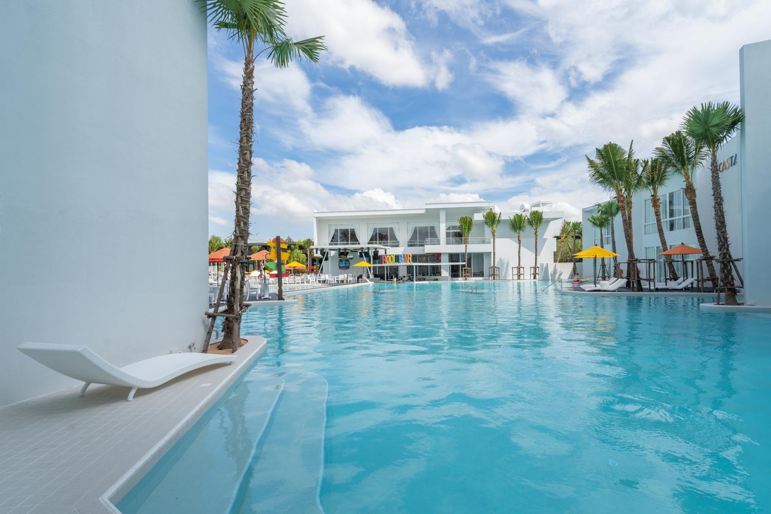 Palladium Two-Bedroom Pool Access - Photo 10