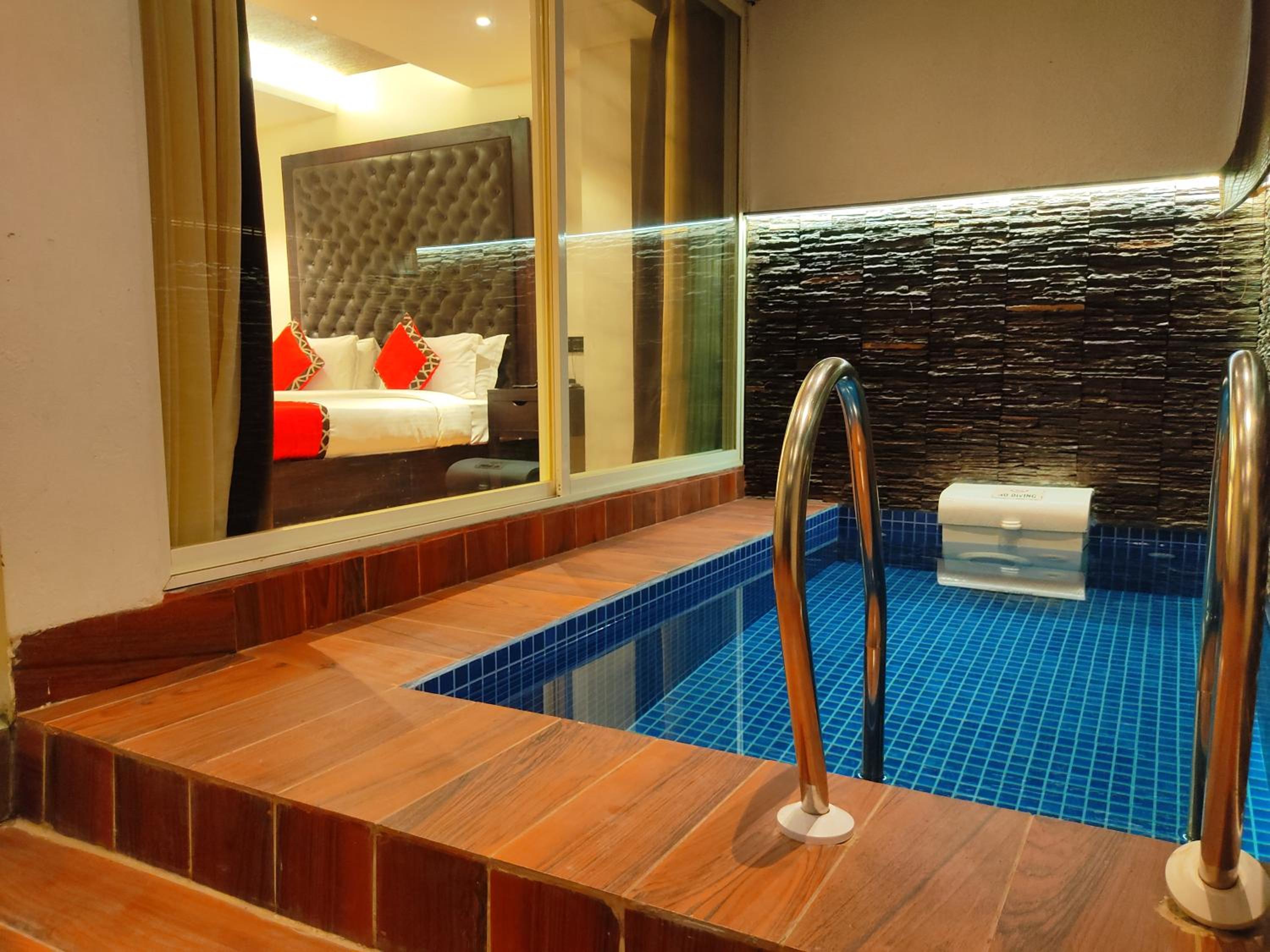 King Room with Pool View
