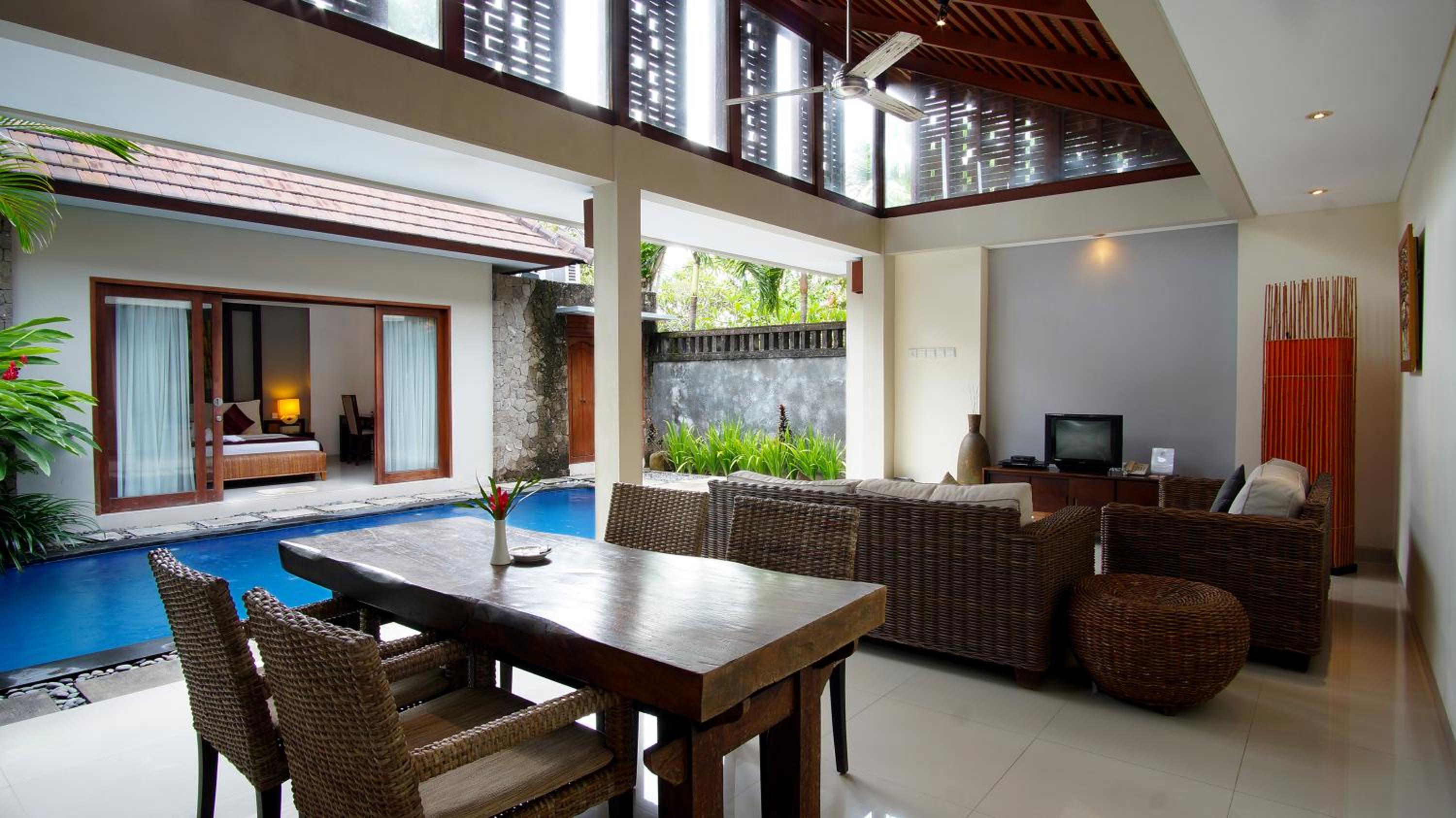 One-Bedroom Villa with Private Pool - Photo 11