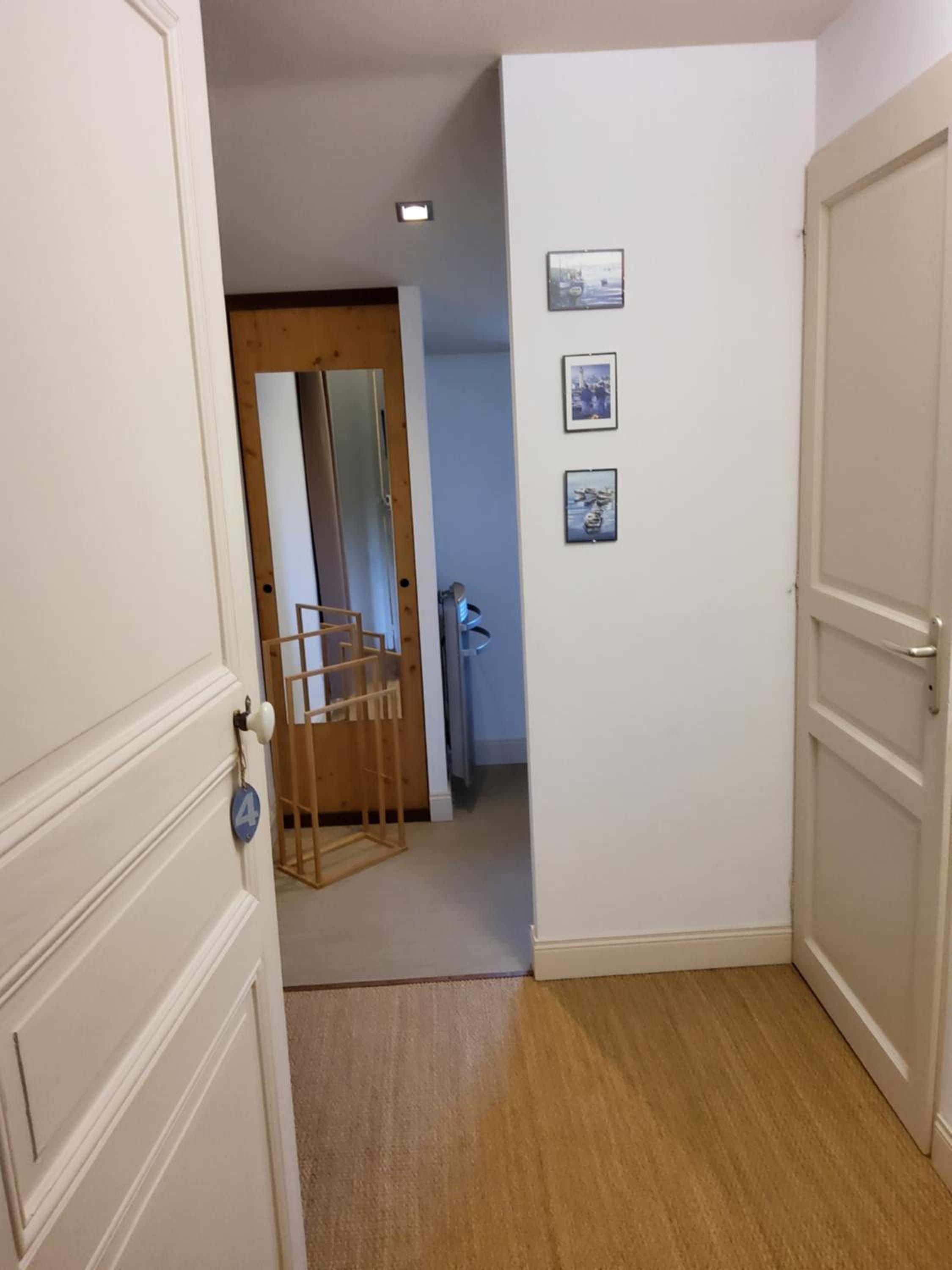 Triple Room with Private Bathroom - Photo 4